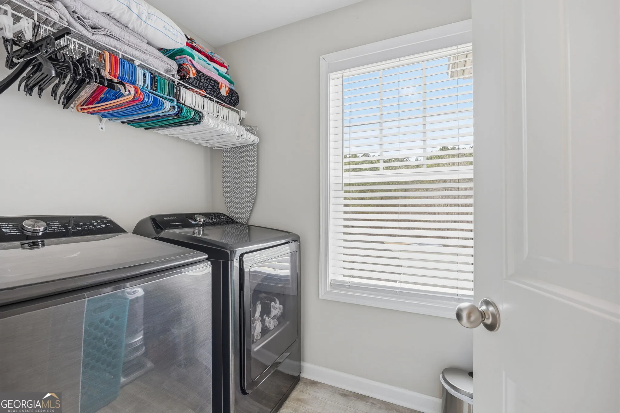 592 Willow Springs Dr — photo 12 of 27