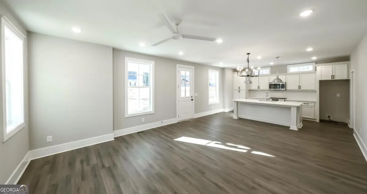 485 West Ave — photo 35 of 41