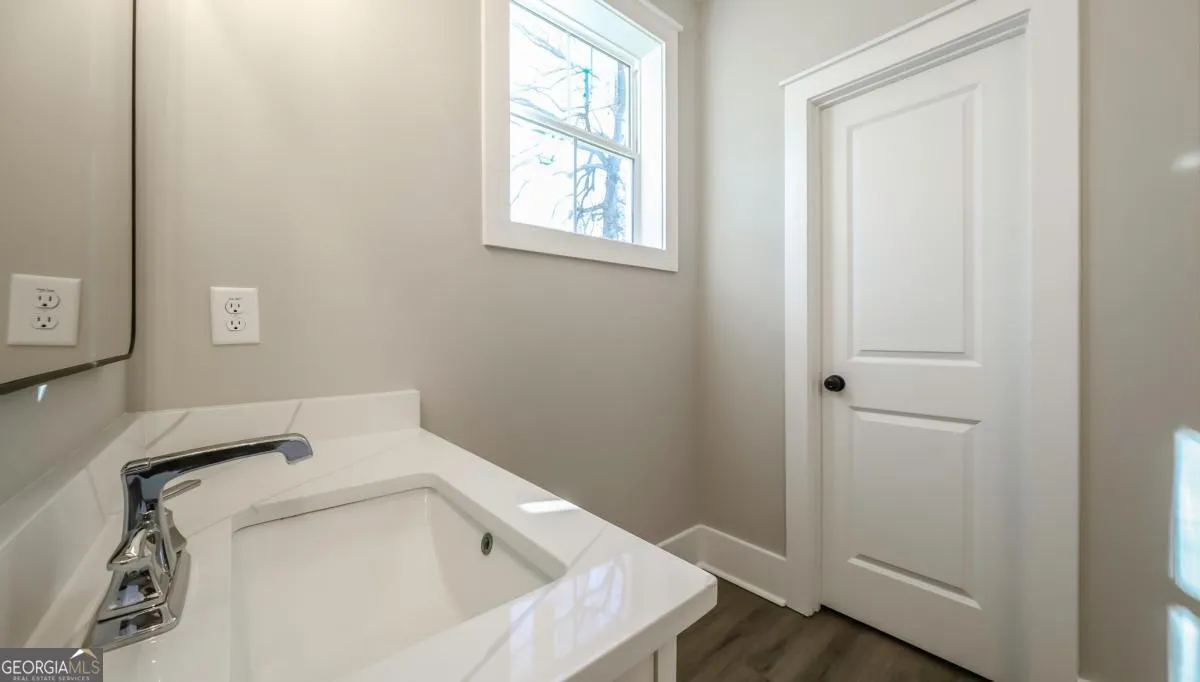 485 West Ave — photo 29 of 41
