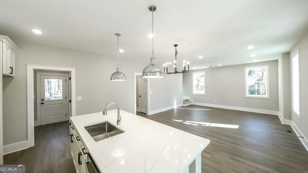 485 West Ave — photo 40 of 41