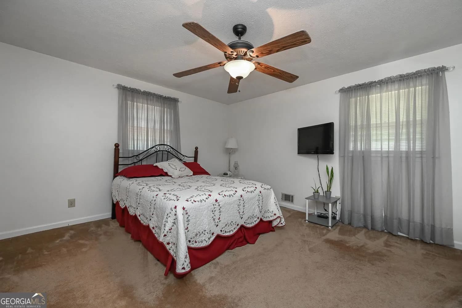 4701 E Glen Ridge Cir — photo 8 of 30