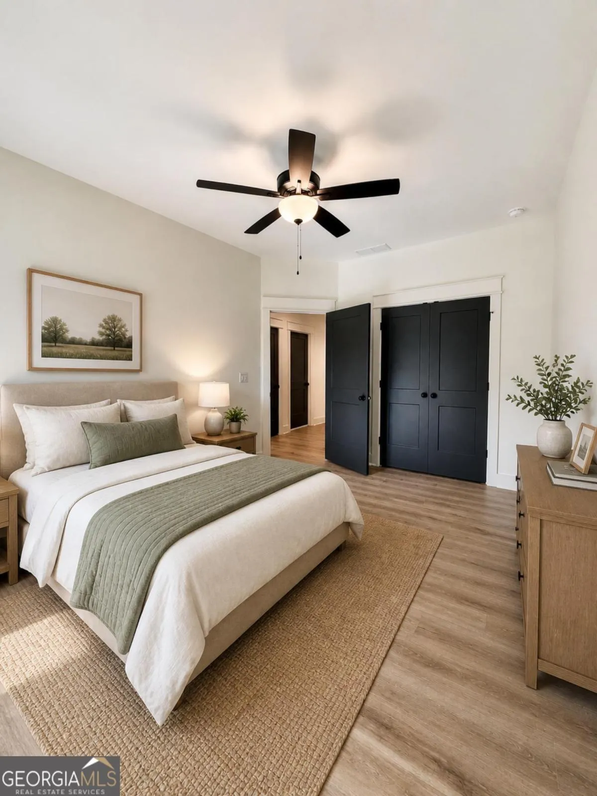790 Ferguson Pl — photo 4 of 19