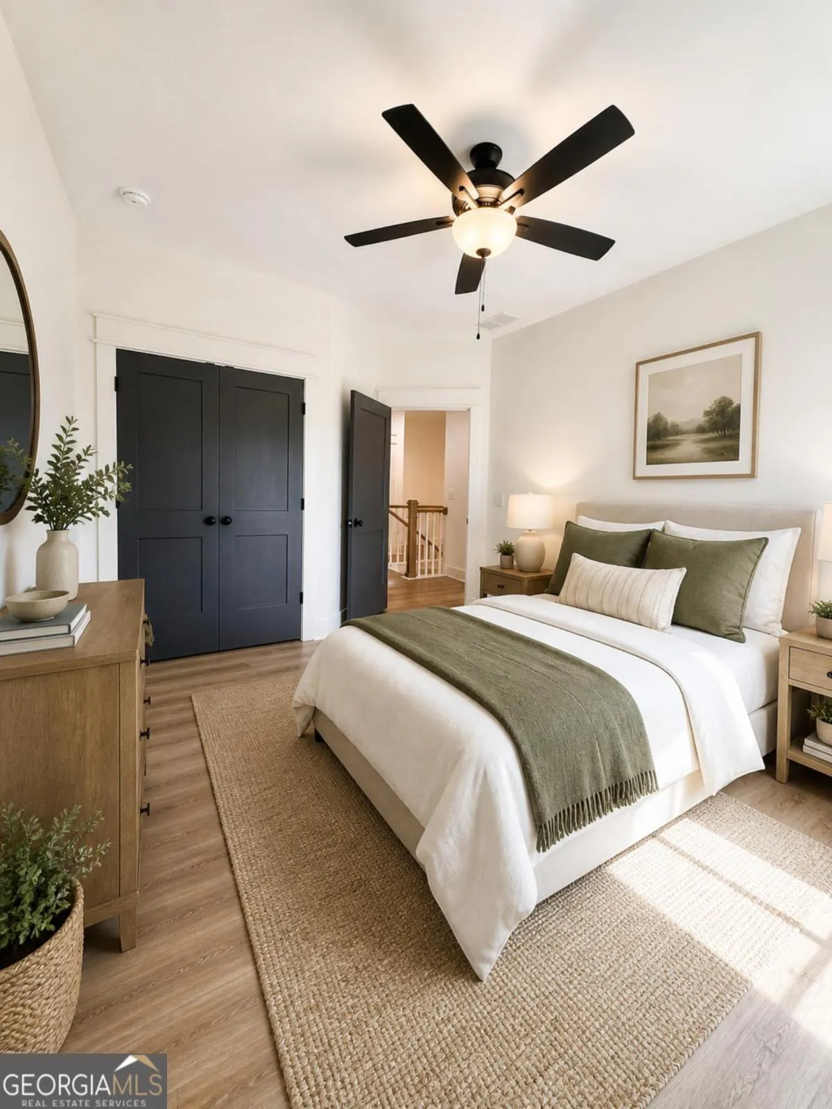 790 Ferguson Pl — photo 3 of 19