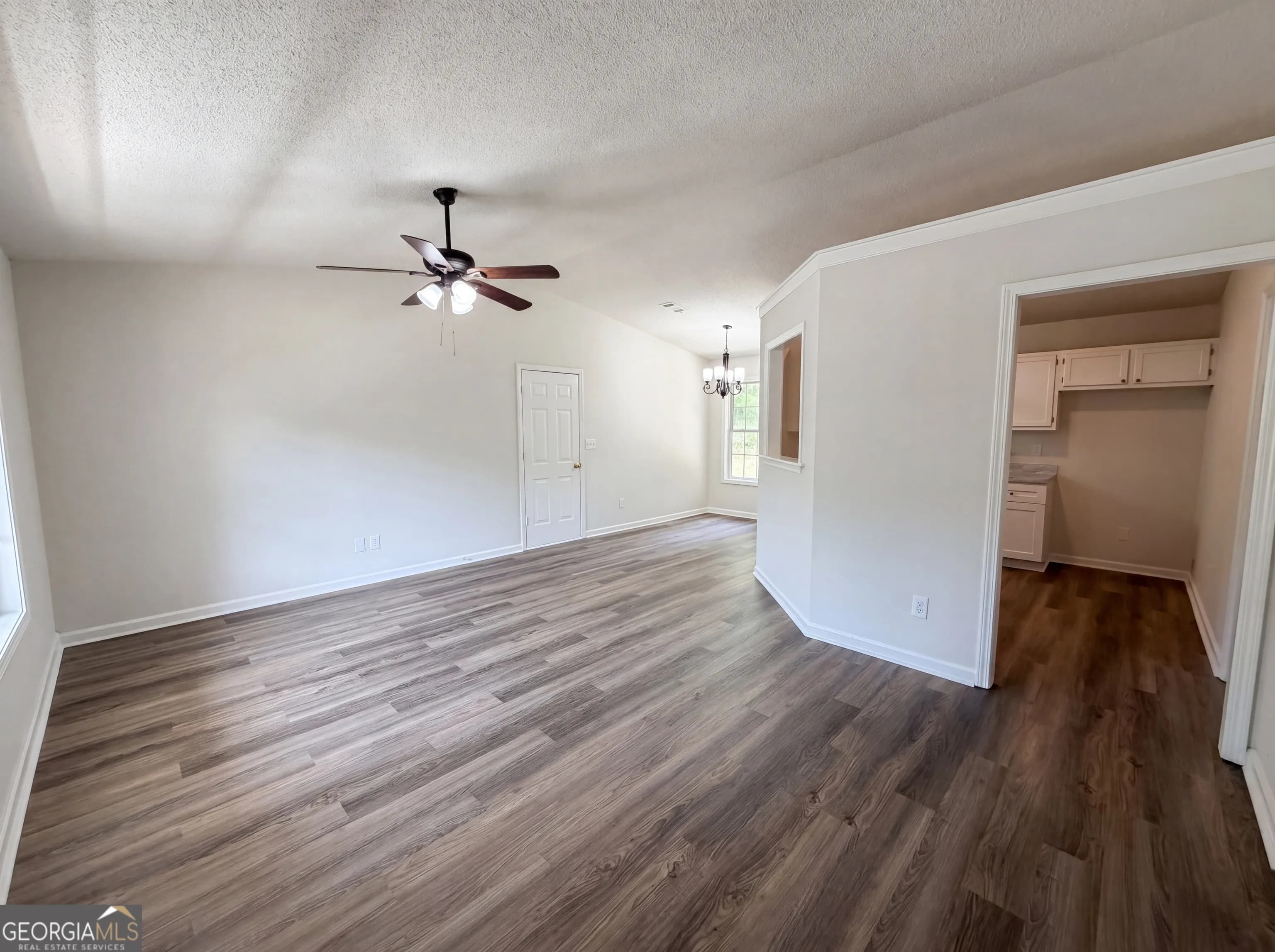 385 Southern Trace Dr — photo 13 of 21