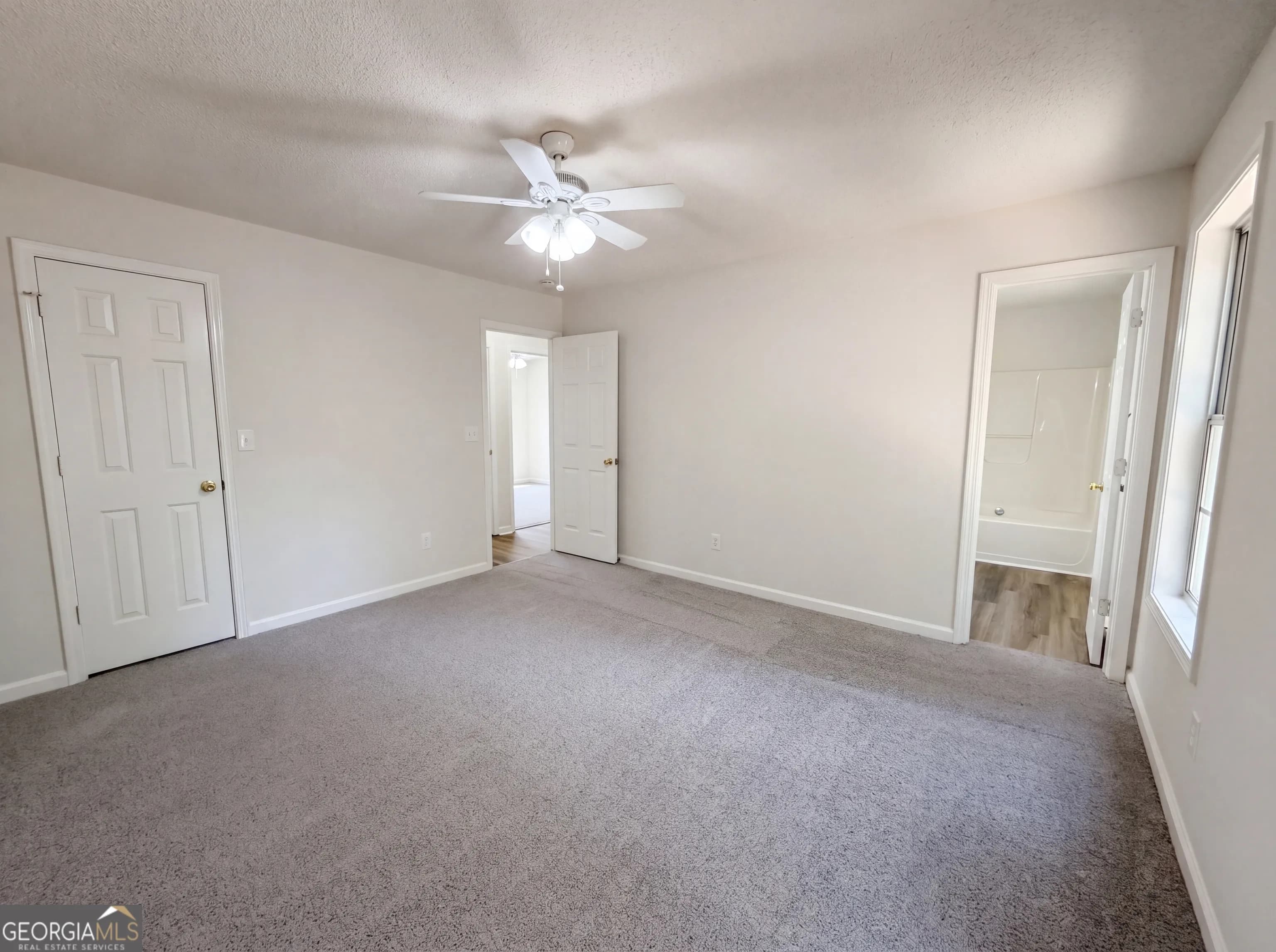 385 Southern Trace Dr — photo 15 of 21