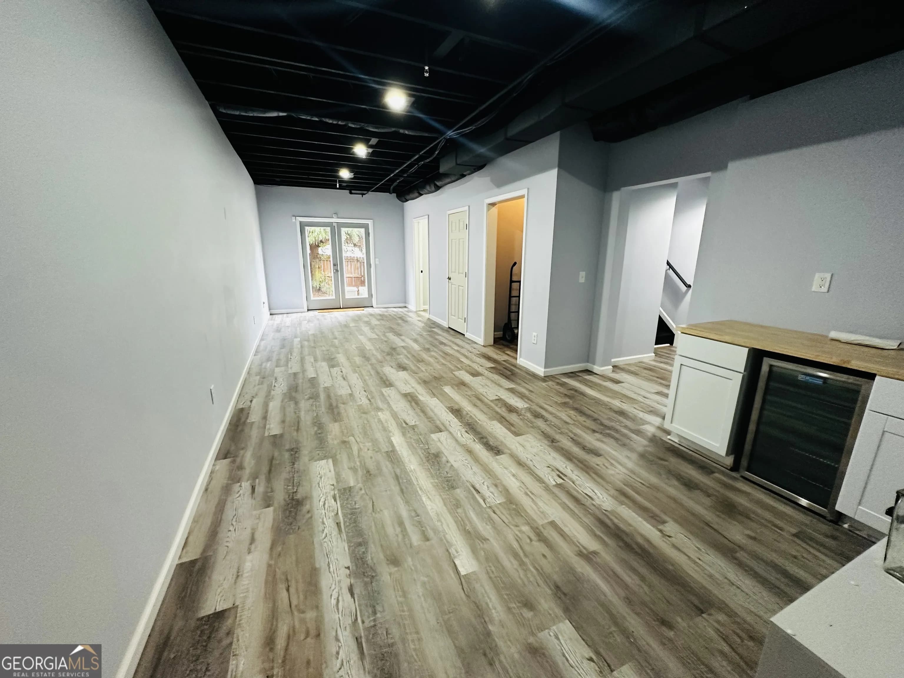 402 Homestead Dr — photo 23 of 39