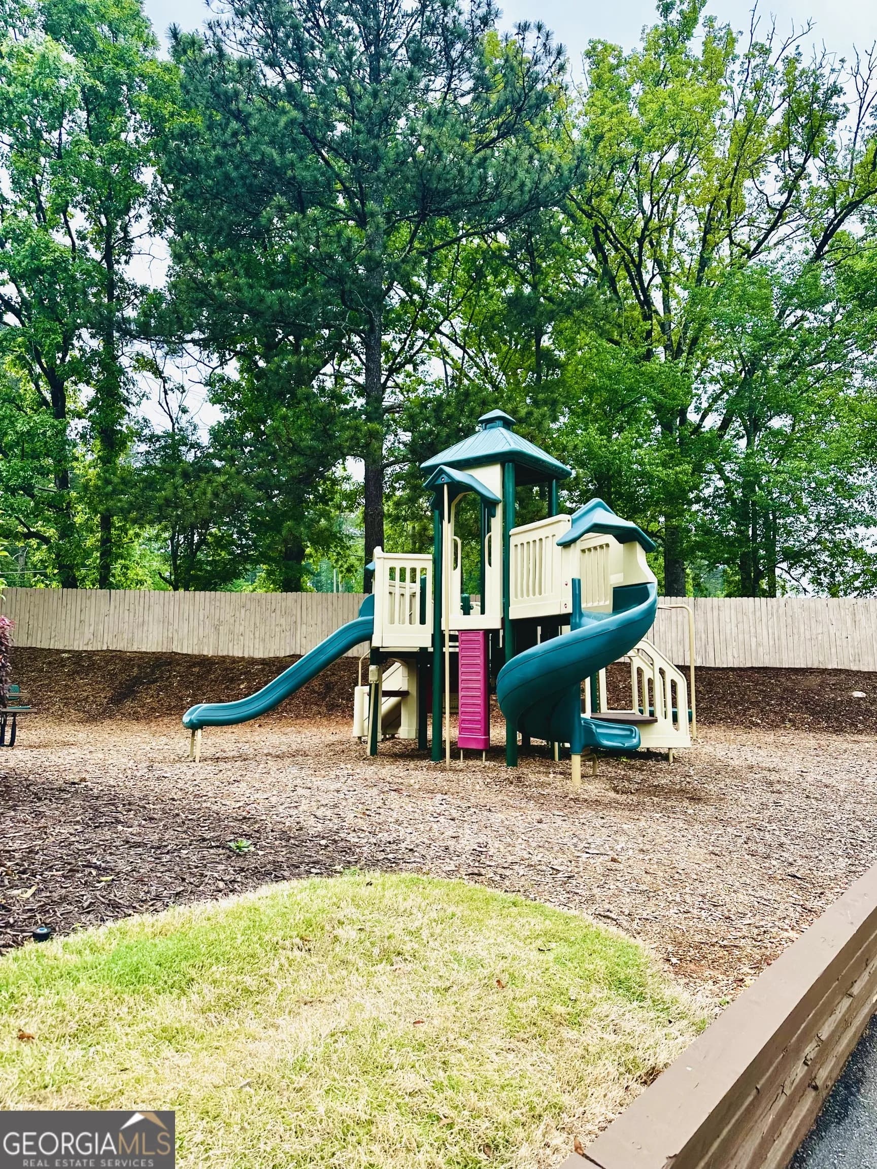 402 Homestead Dr — photo 31 of 39