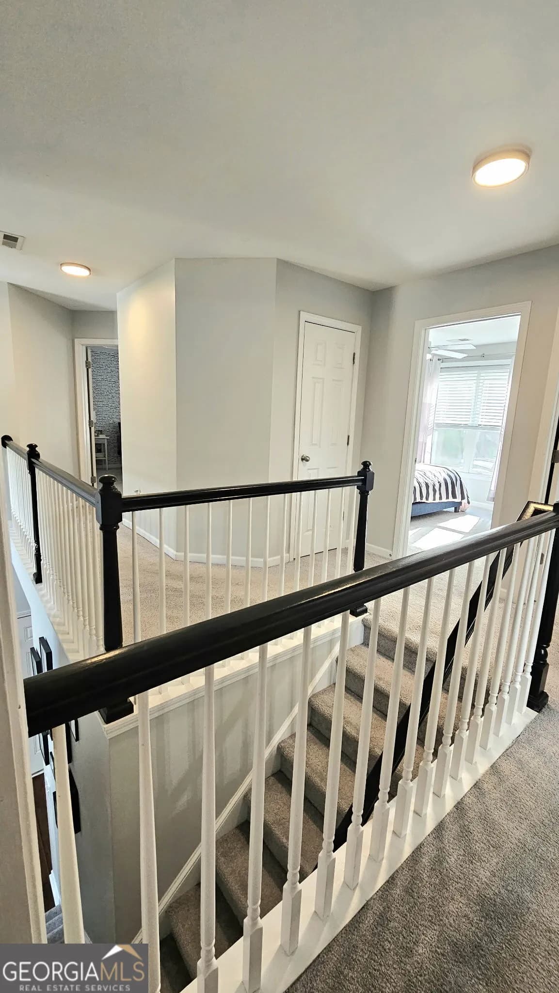 402 Homestead Dr — photo 12 of 39