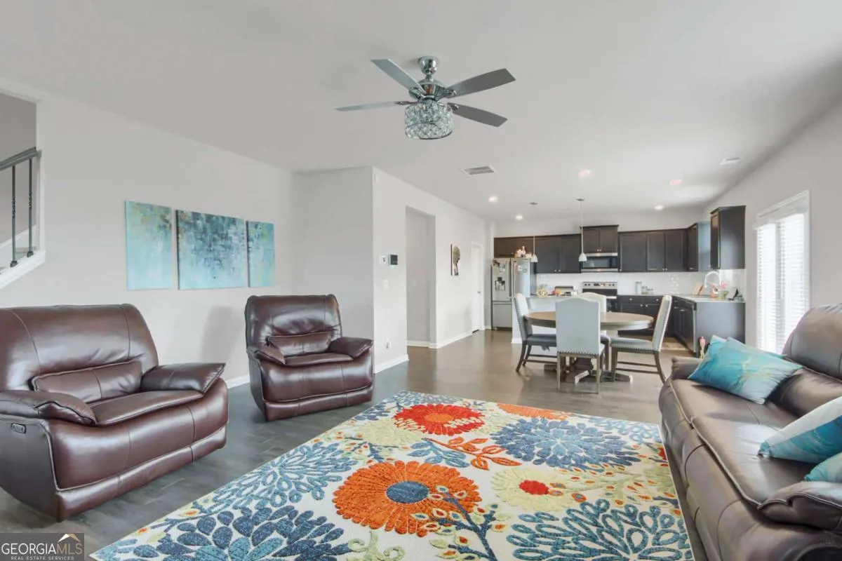 6806 Creekgate Way — photo 3 of 25
