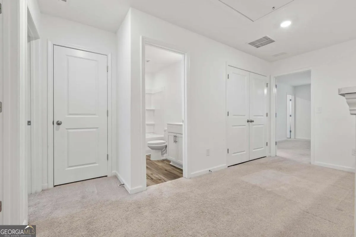 4420 Ryan St — photo 9 of 42
