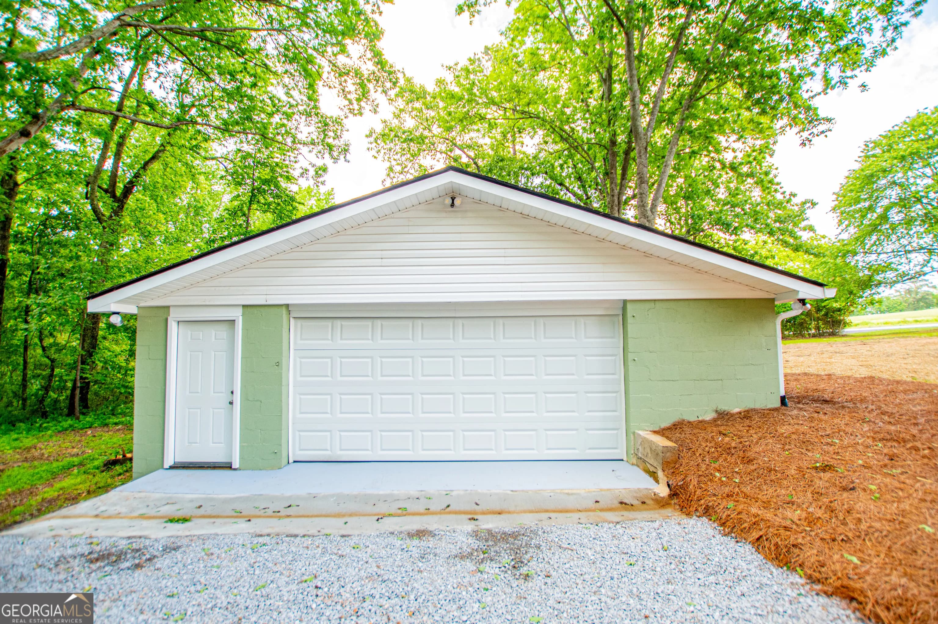 2454 Hilltop Dr — photo 40 of 56