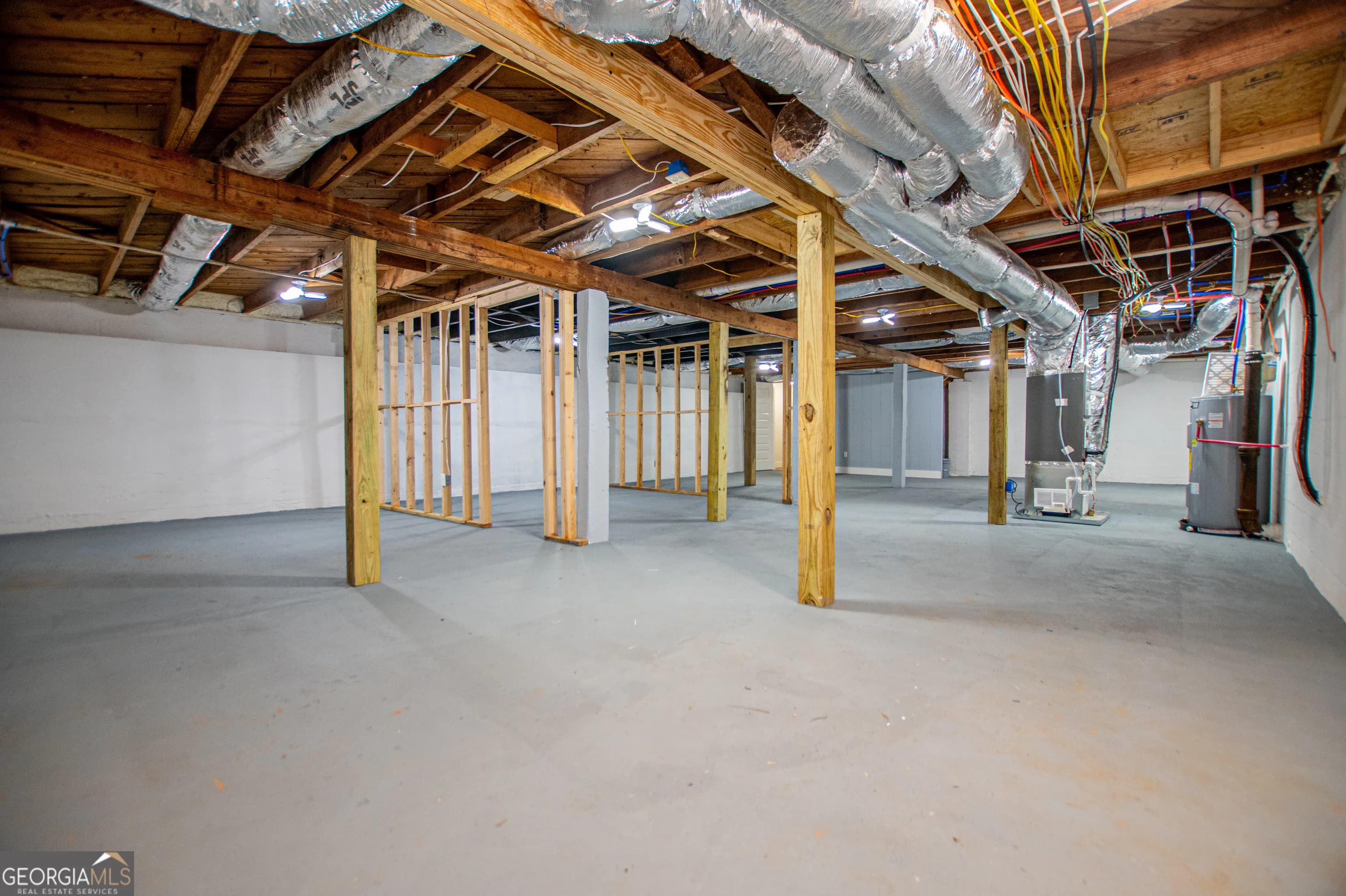 2454 Hilltop Dr — photo 38 of 56