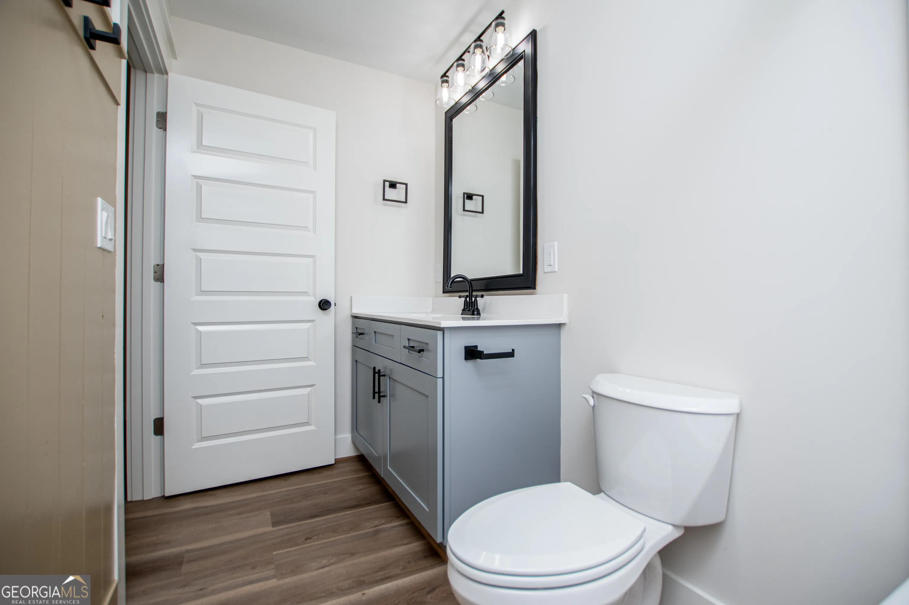 2454 Hilltop Dr — photo 34 of 56