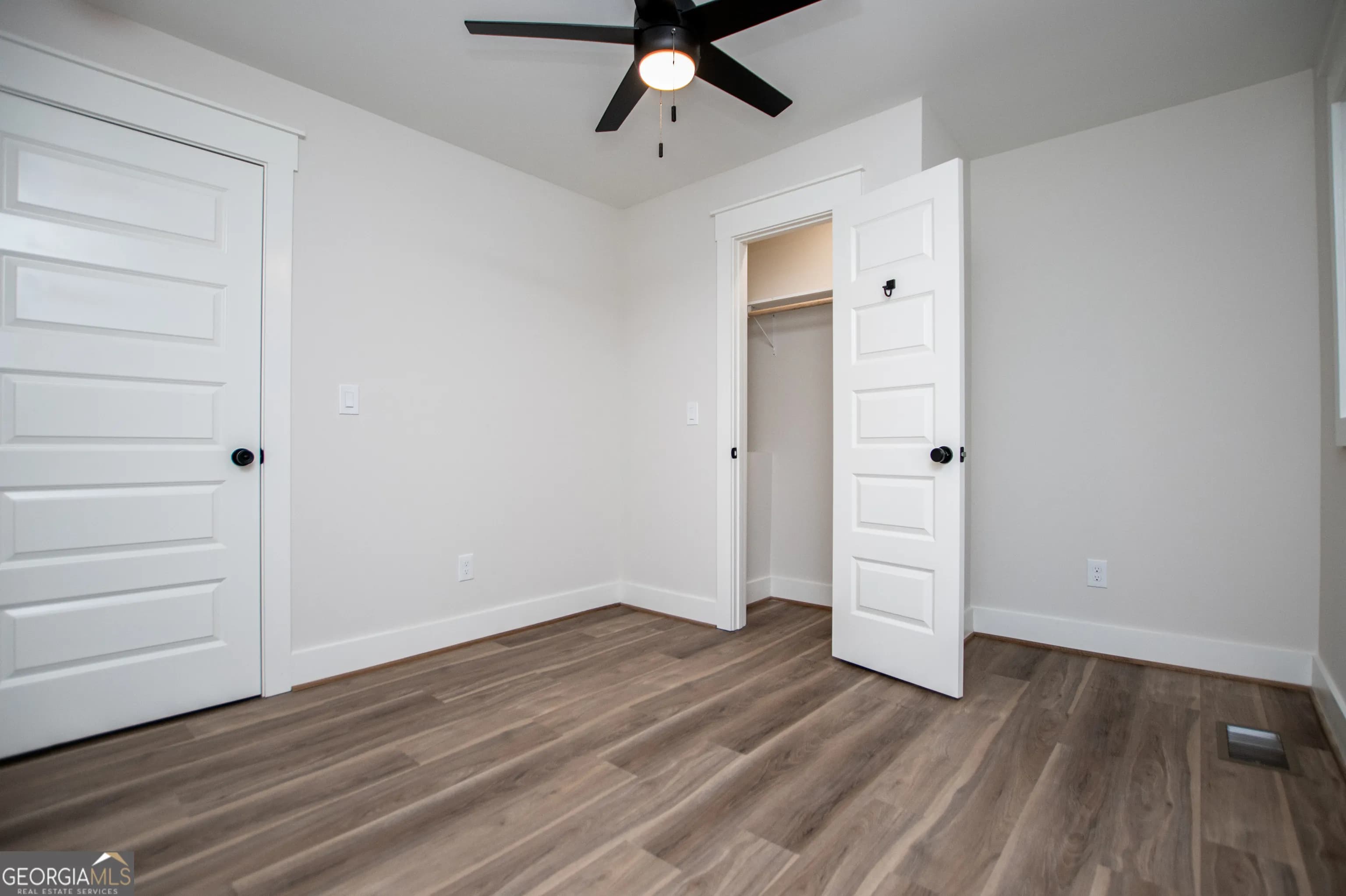 2454 Hilltop Dr — photo 19 of 56