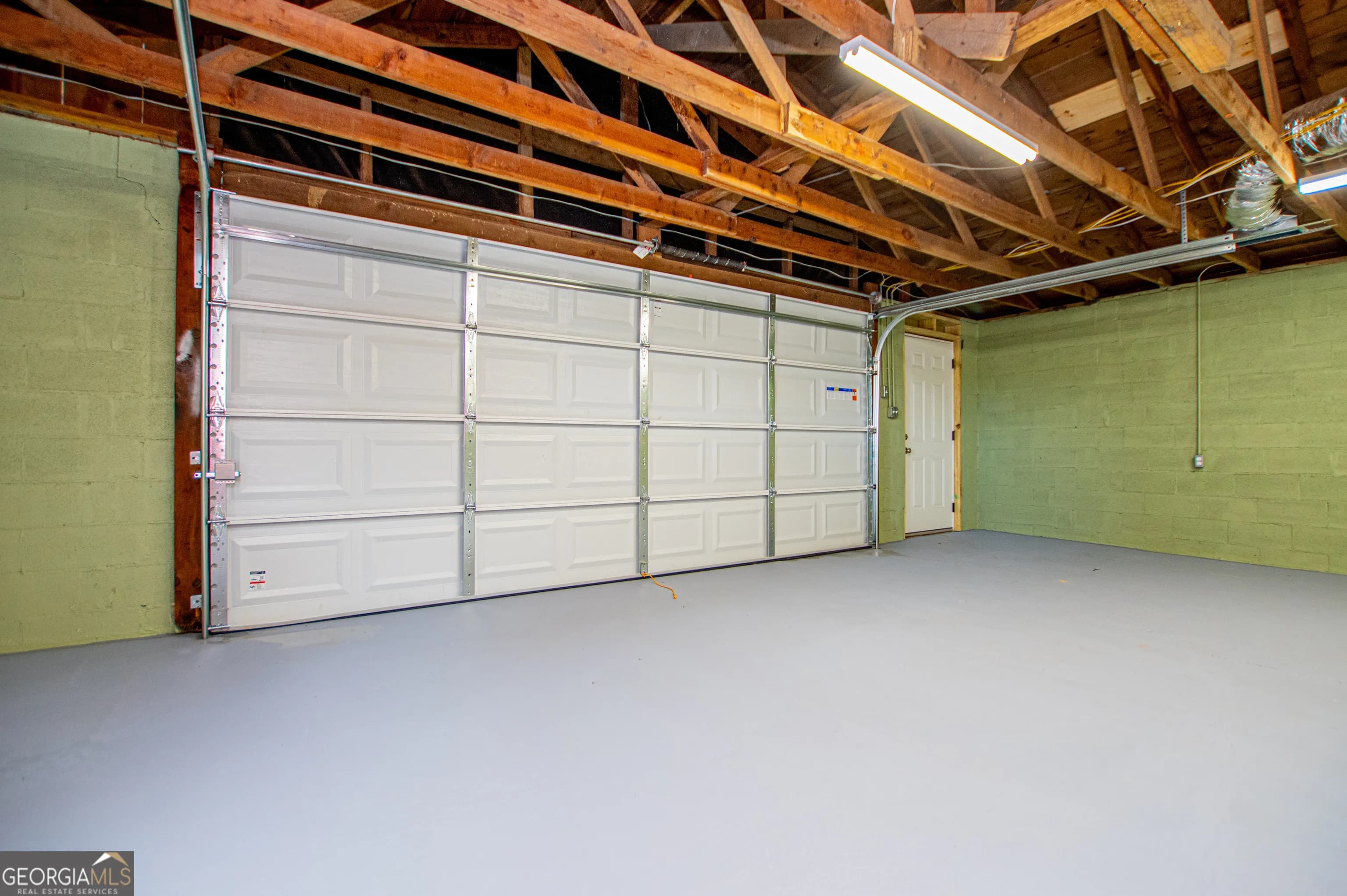 2454 Hilltop Dr — photo 44 of 56