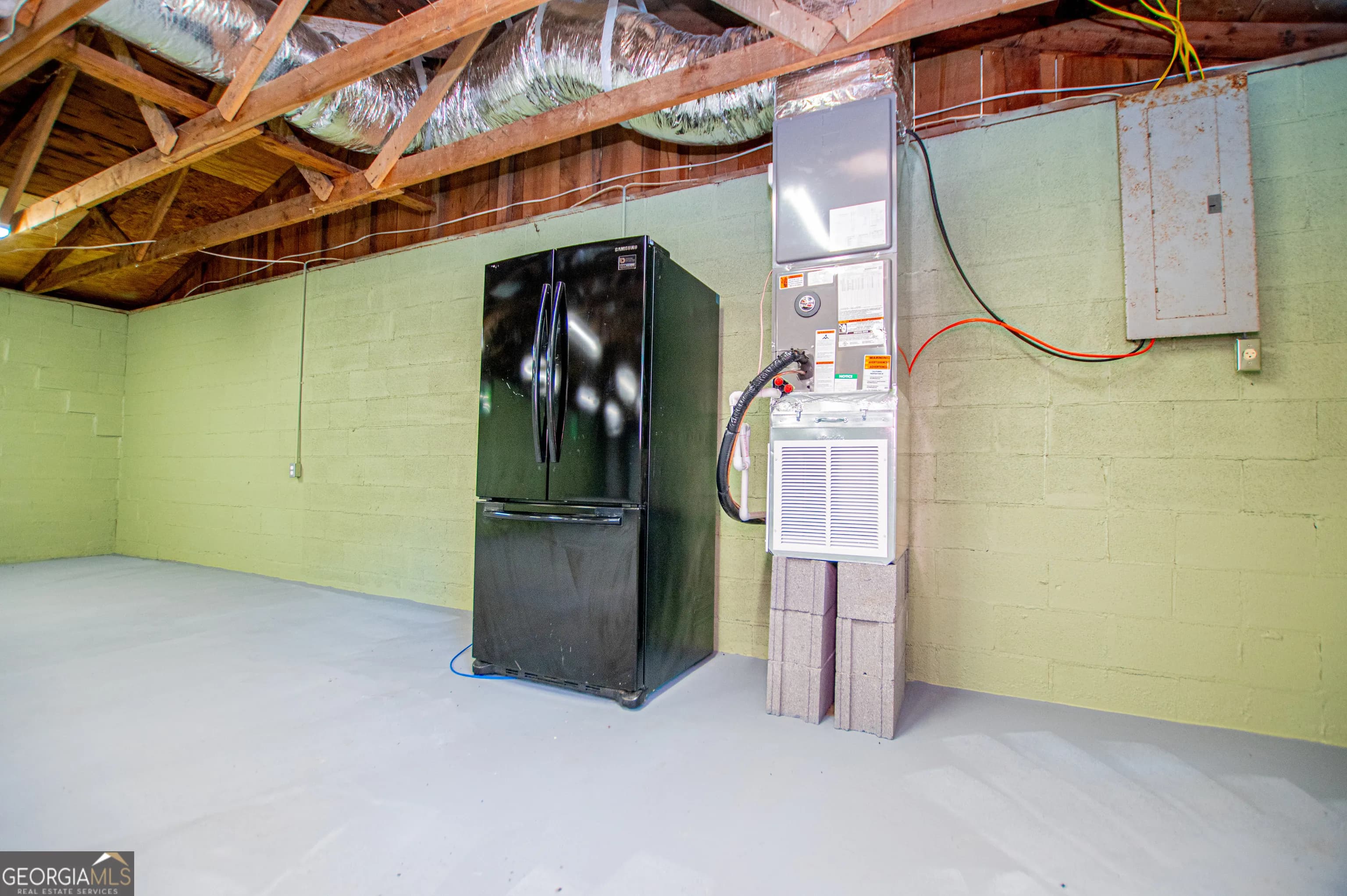 2454 Hilltop Dr — photo 43 of 56