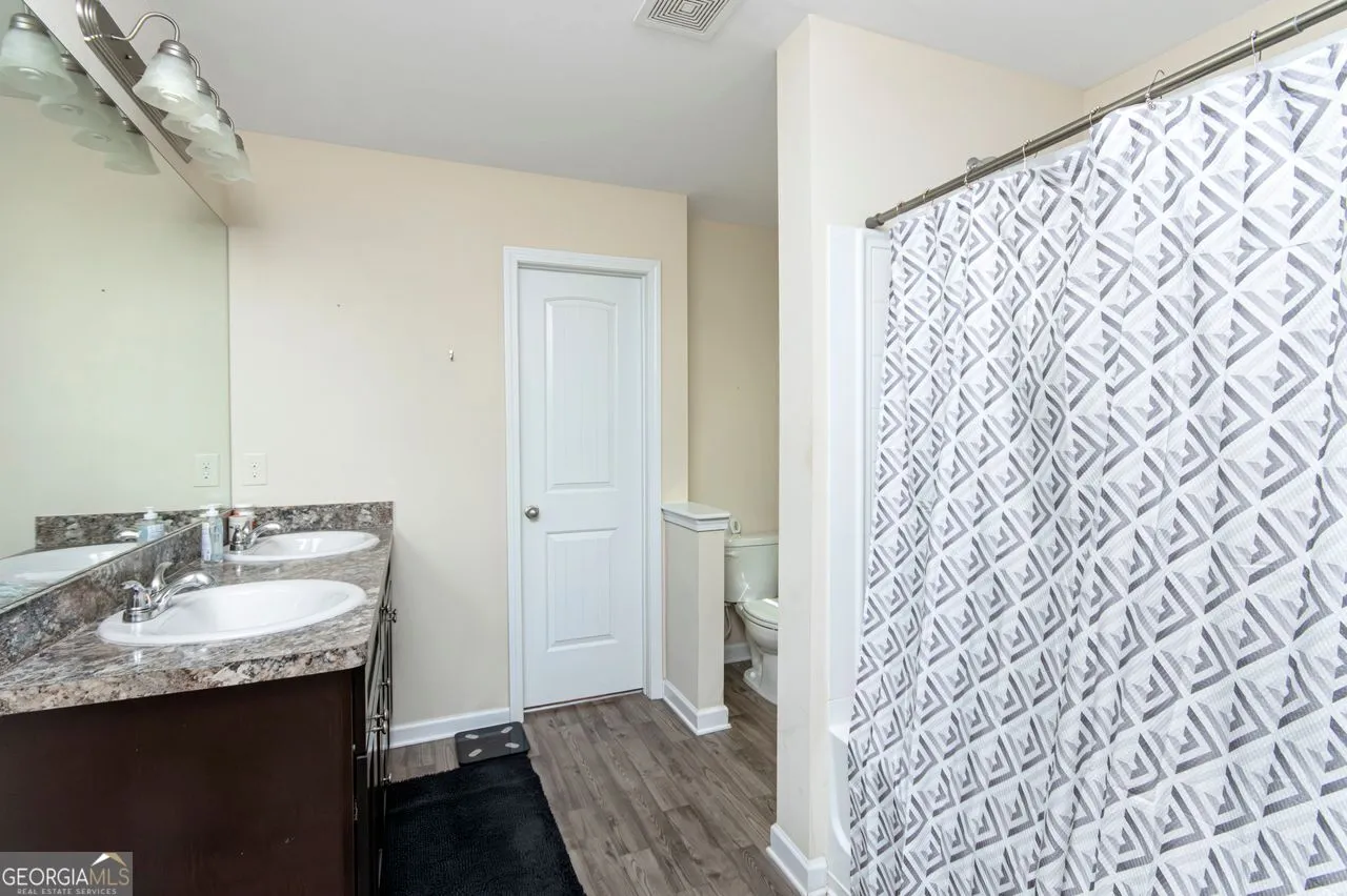 617 Arrowhead Dr — photo 3 of 16