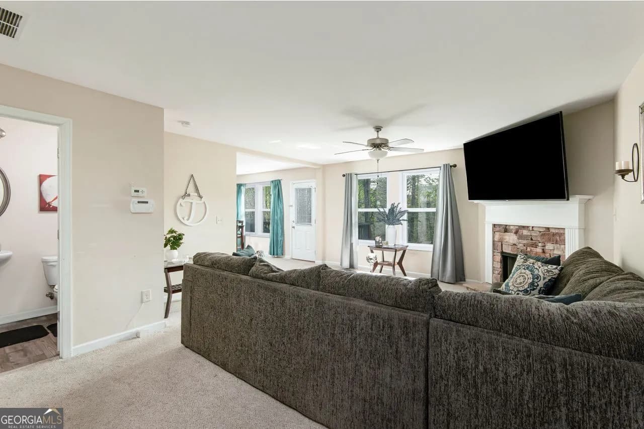 617 Arrowhead Dr — photo 10 of 16