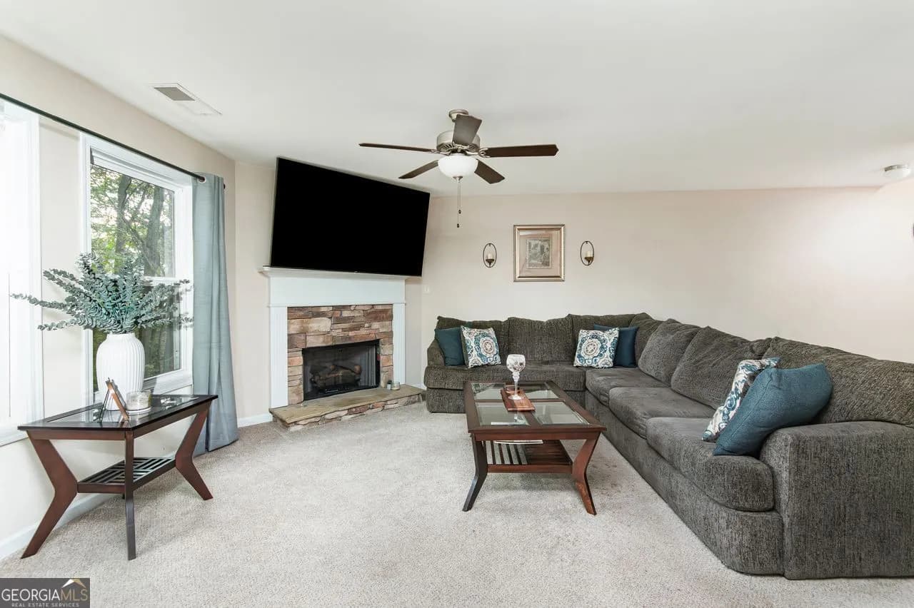 617 Arrowhead Dr — photo 11 of 16
