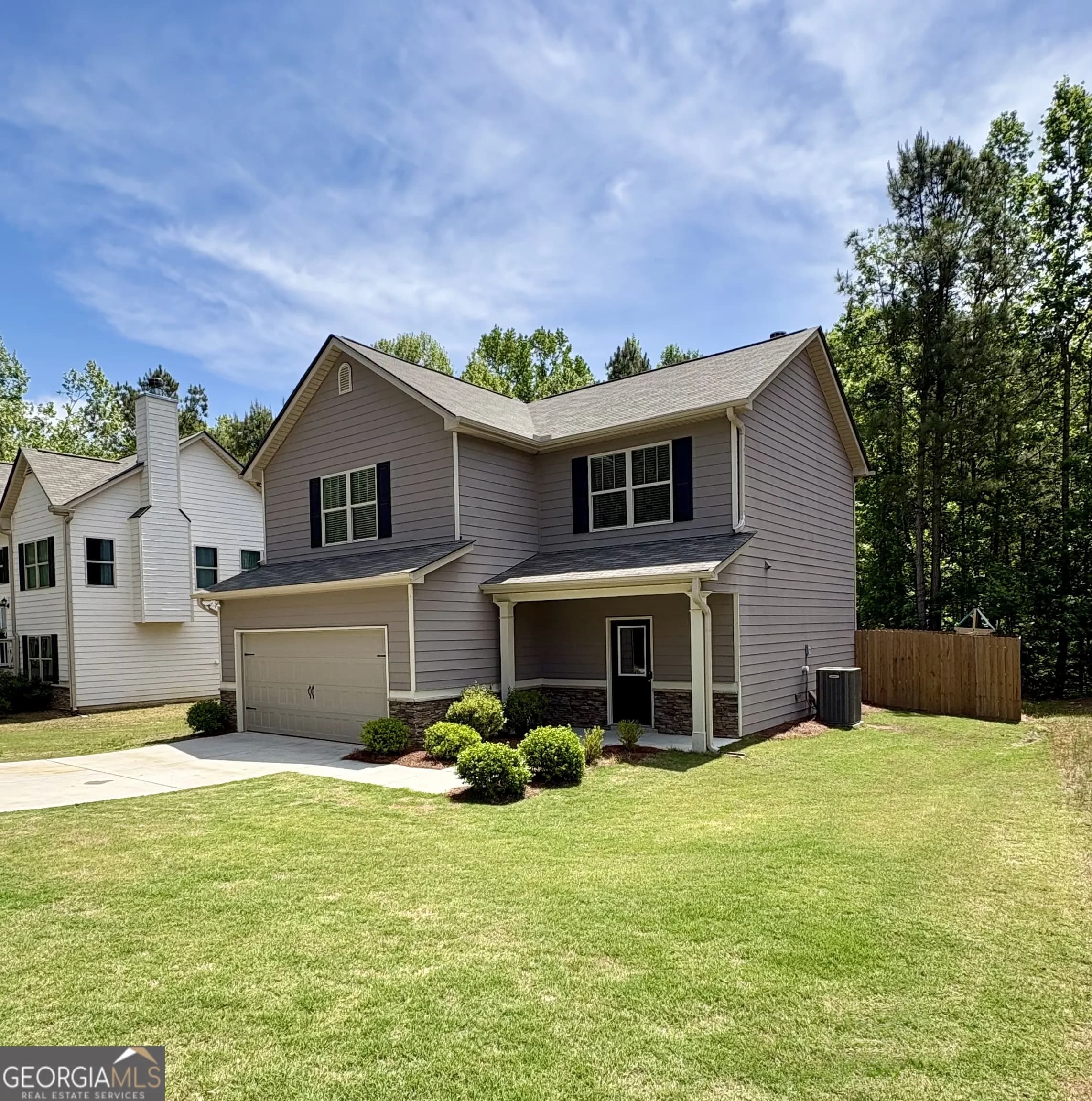 142 Sourwood Ln — photo 2 of 28