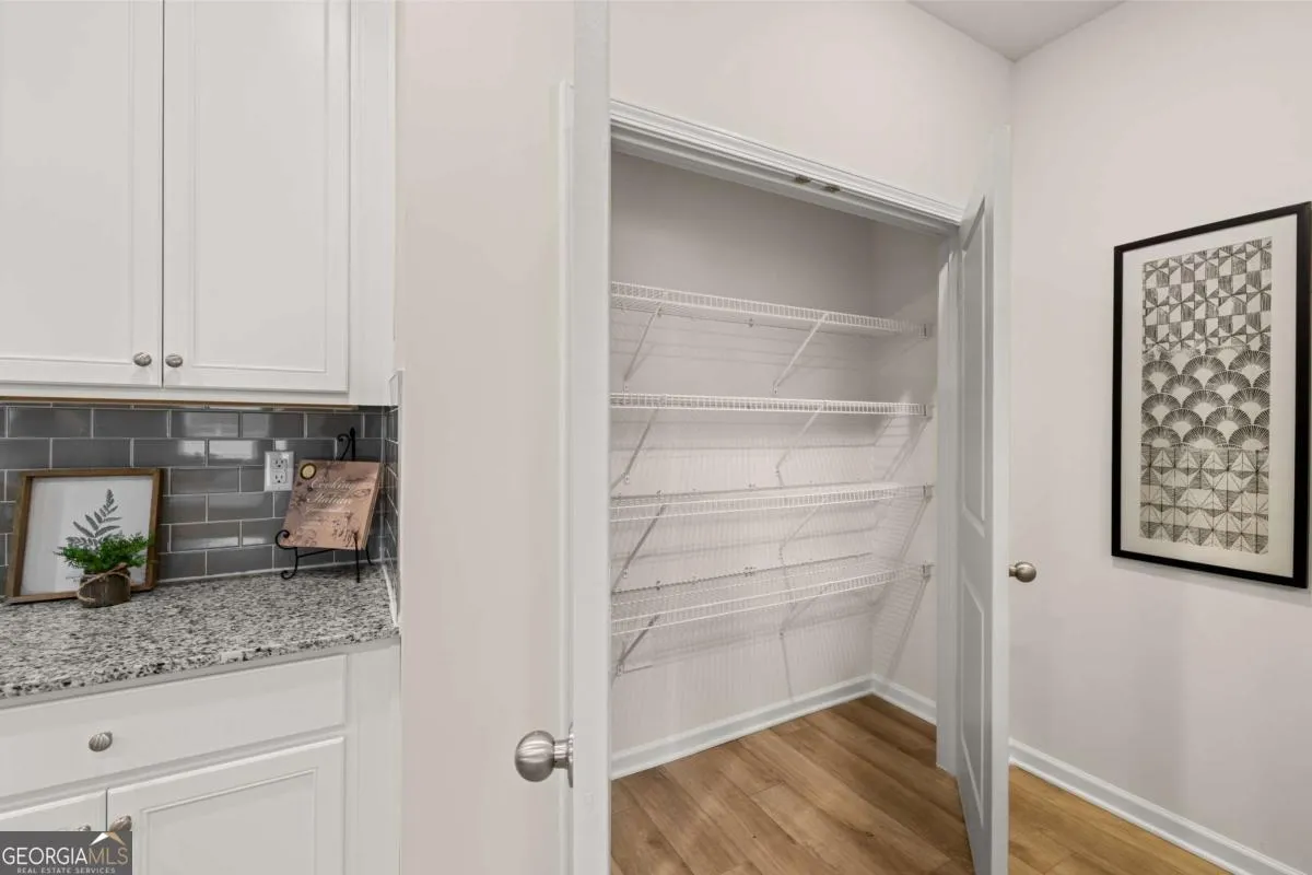 1030 Merritt Dr — photo 49 of 58