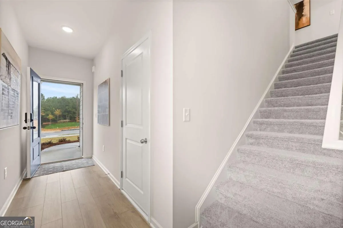 1030 Merritt Dr — photo 50 of 58