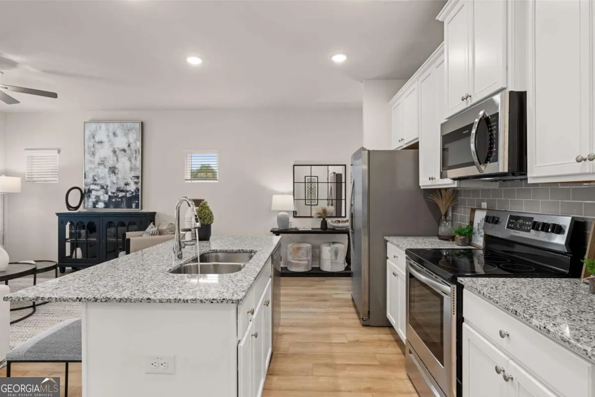1030 Merritt Dr — photo 46 of 58