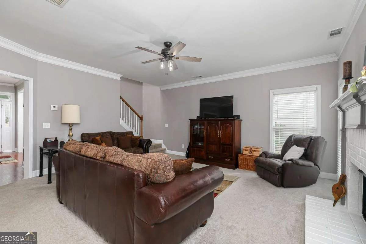 178 Treadstone Ln — photo 9 of 42