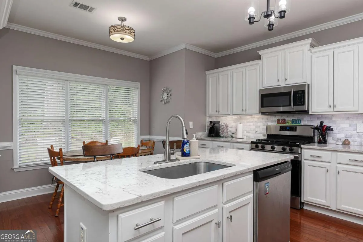 178 Treadstone Ln — photo 4 of 42