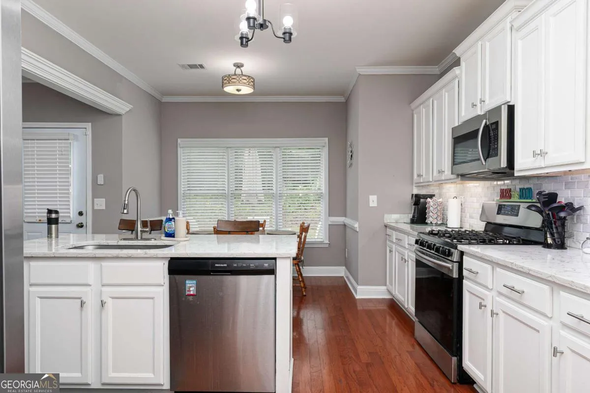 178 Treadstone Ln — photo 3 of 42