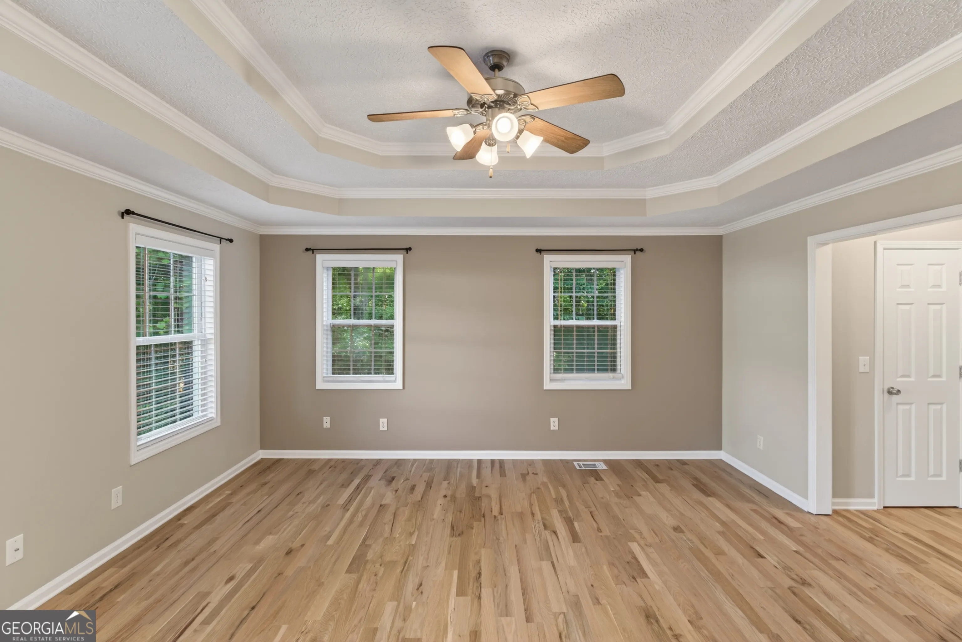 1633 Cole Creek Rd — photo 10 of 57