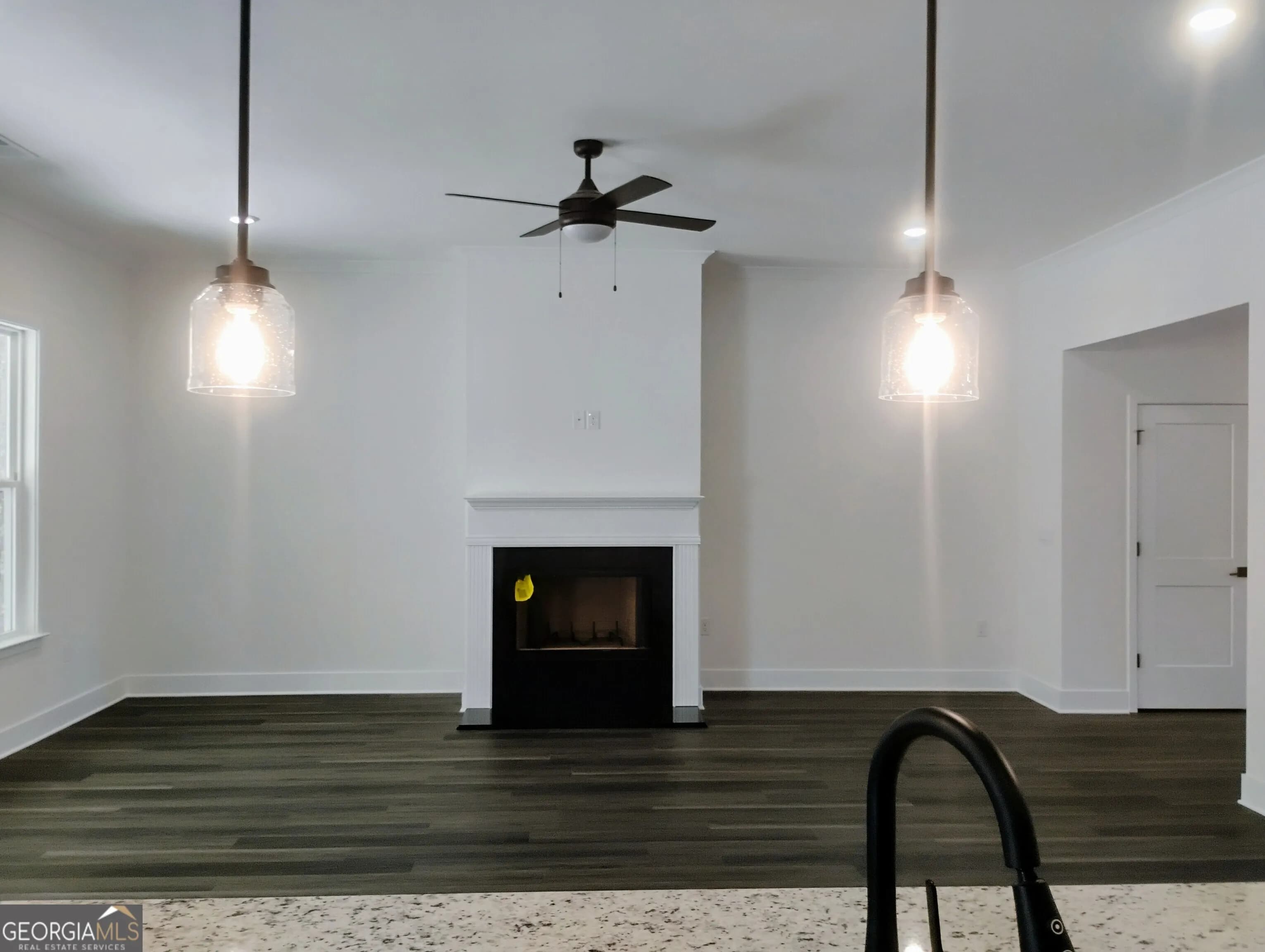 5372 Tuscany Dr — photo 5 of 8