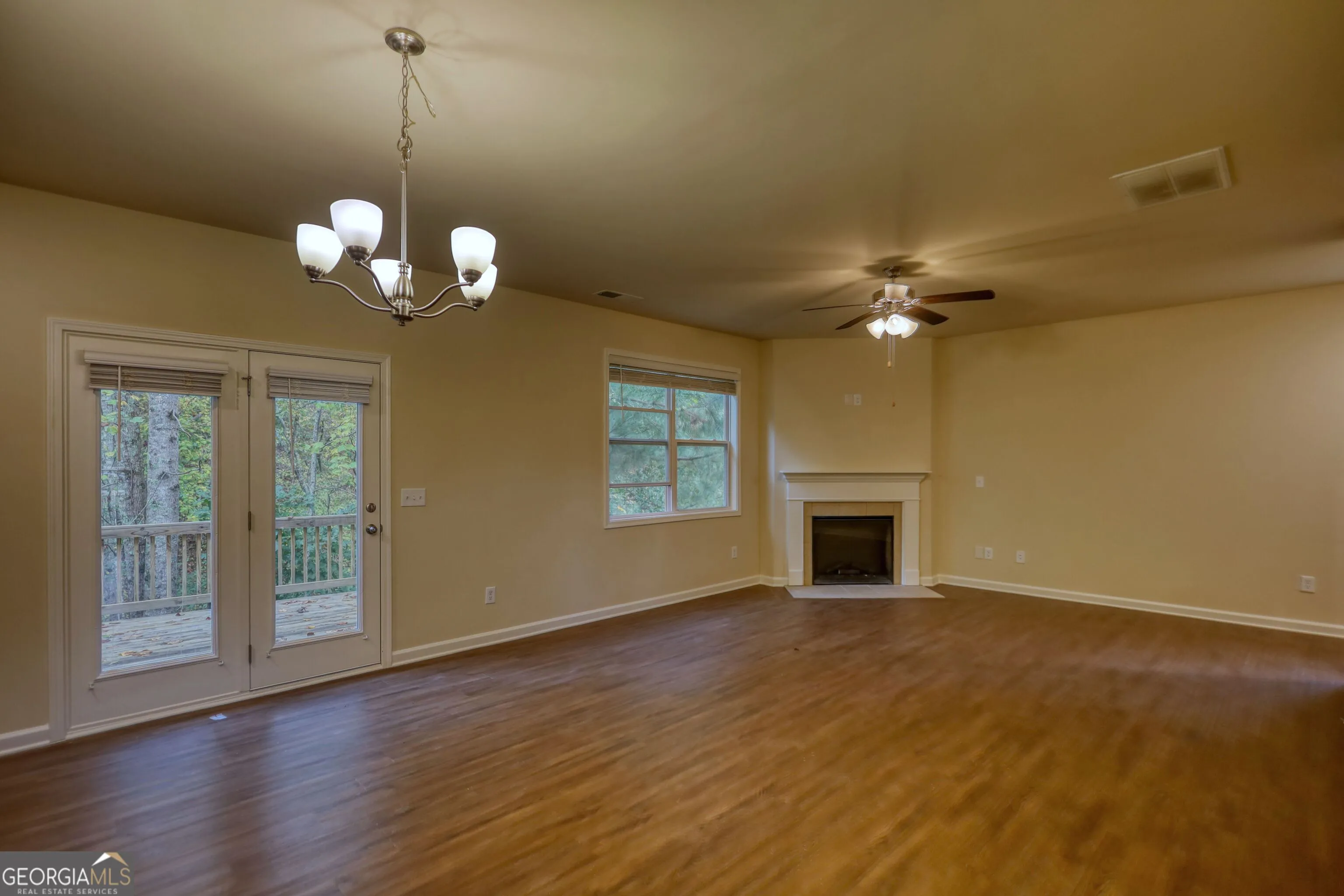 6571 Bluffview Dr — photo 46 of 48
