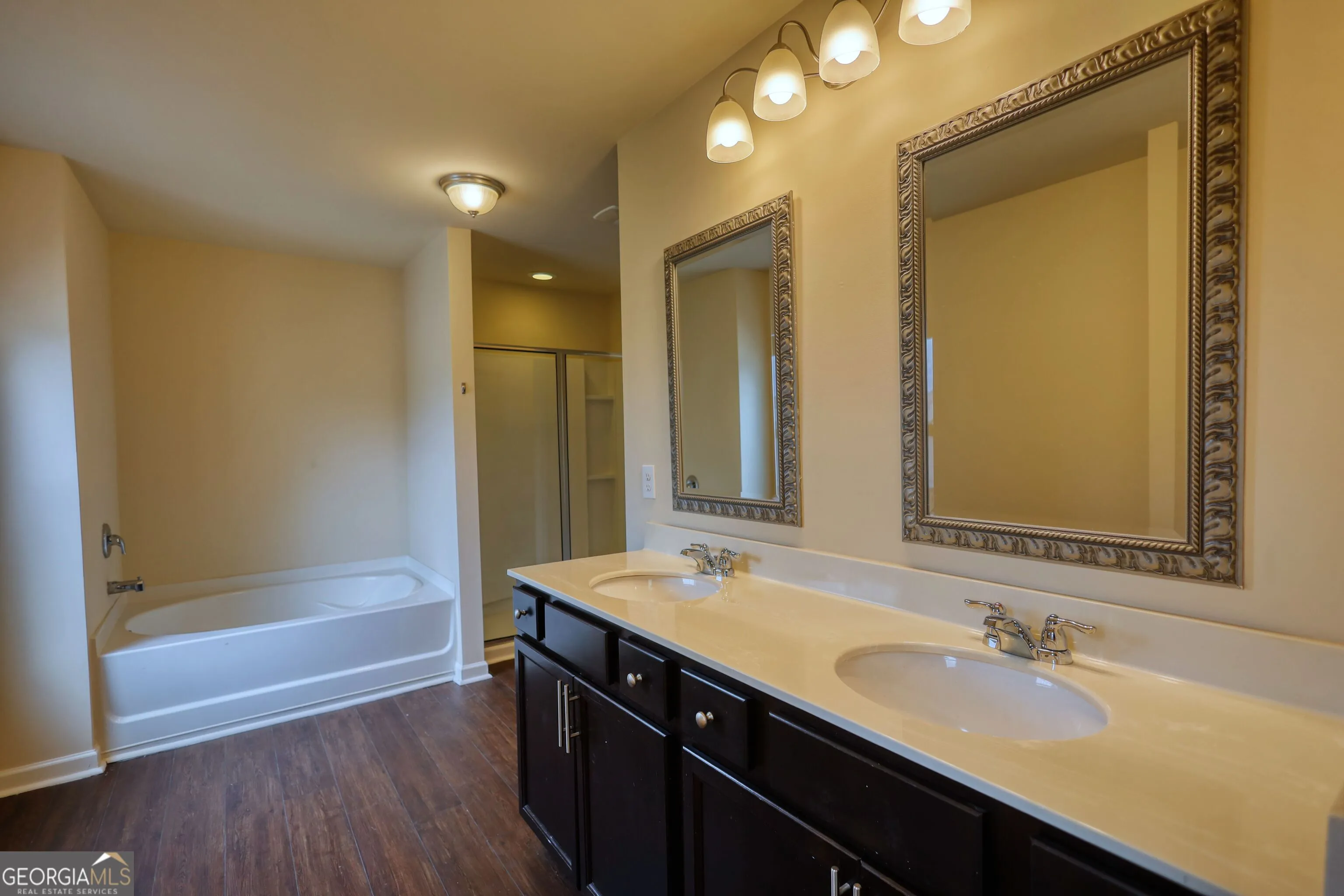 6571 Bluffview Dr — photo 12 of 48
