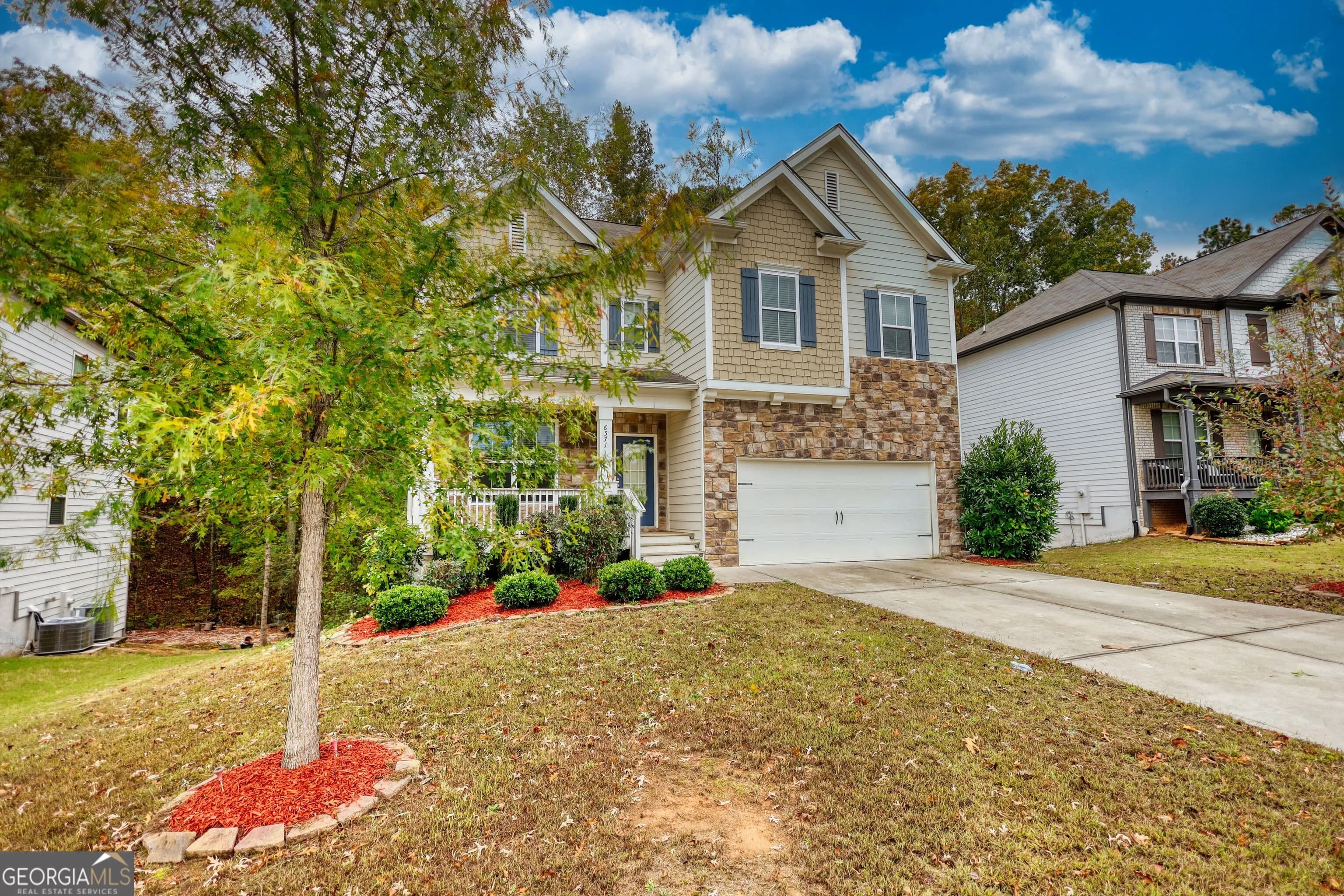 6571 Bluffview Dr — photo 2 of 48