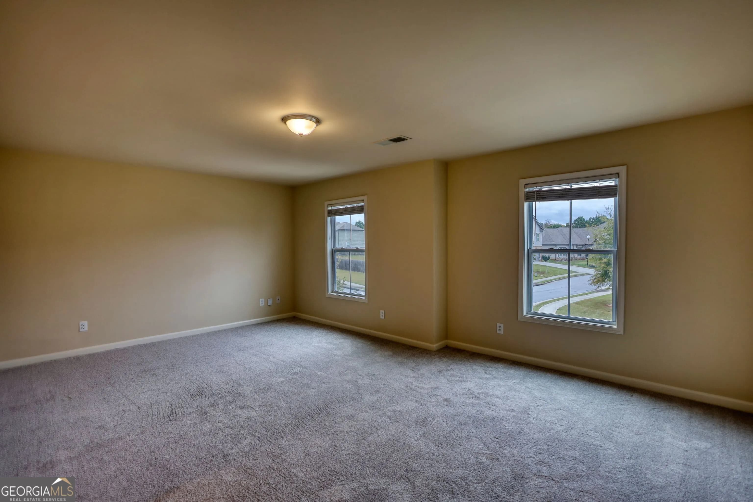 6571 Bluffview Dr — photo 10 of 48