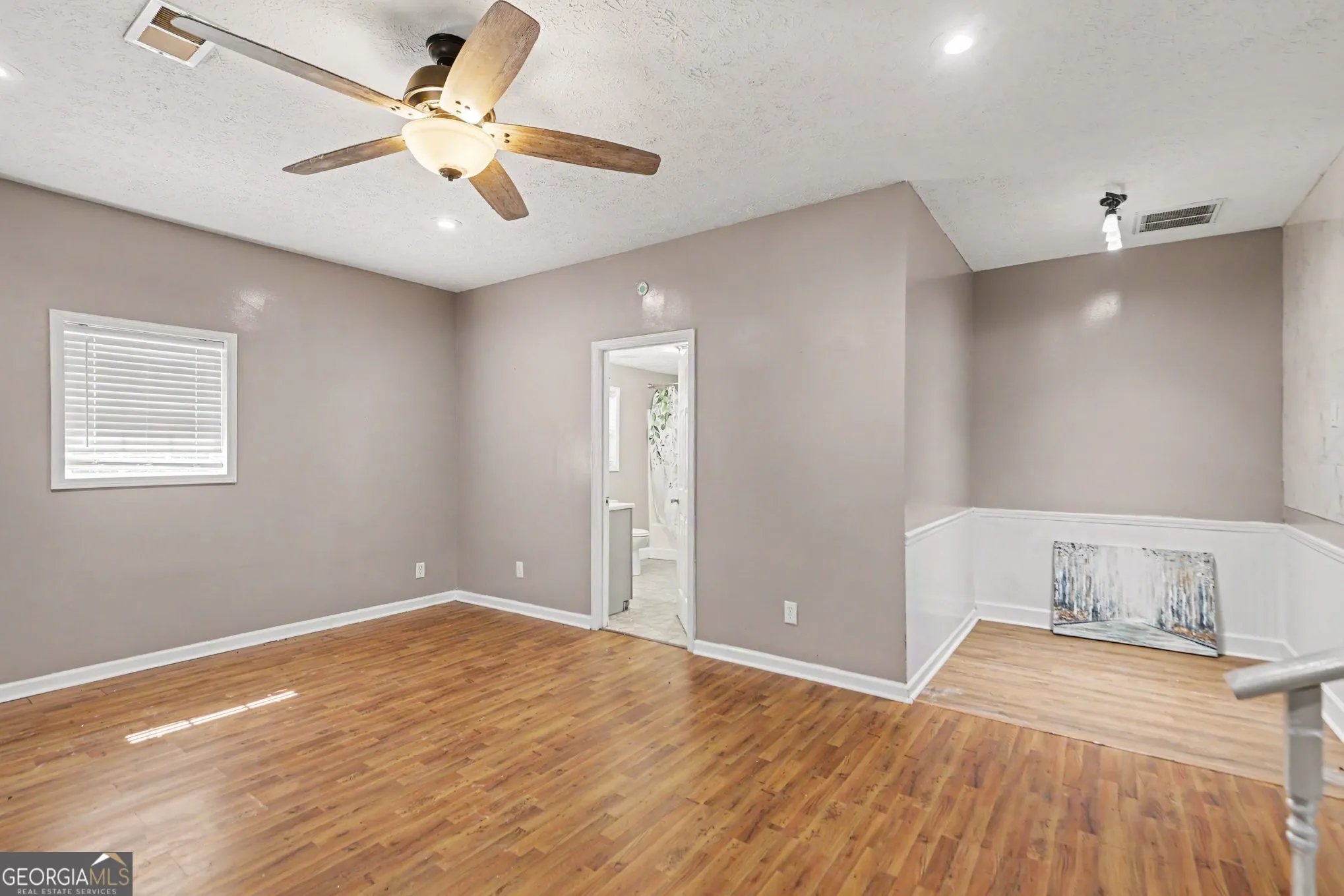 234 E Memorial Dr — photo 6 of 31