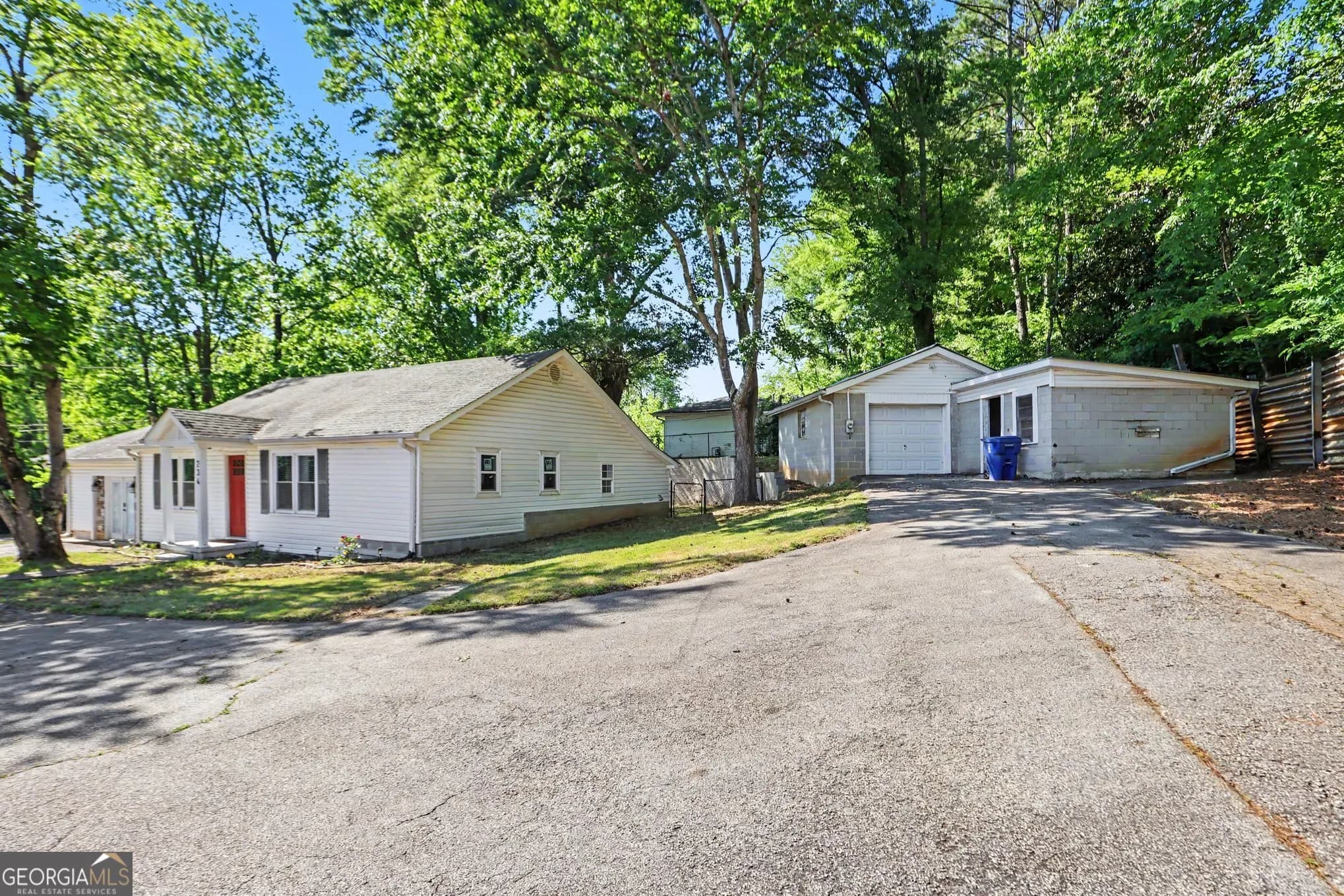 234 E Memorial Dr — photo 19 of 31