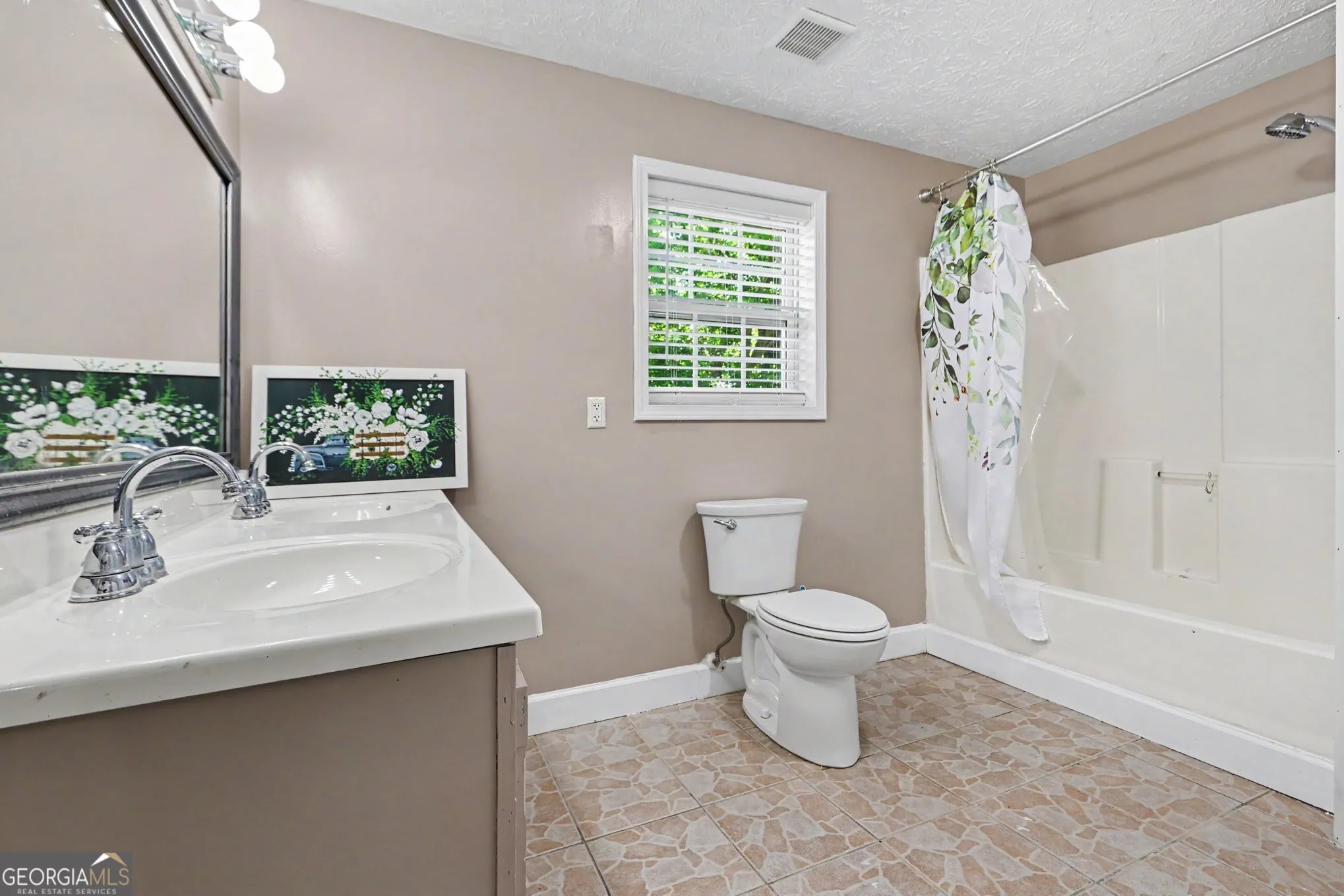 234 E Memorial Dr — photo 14 of 31