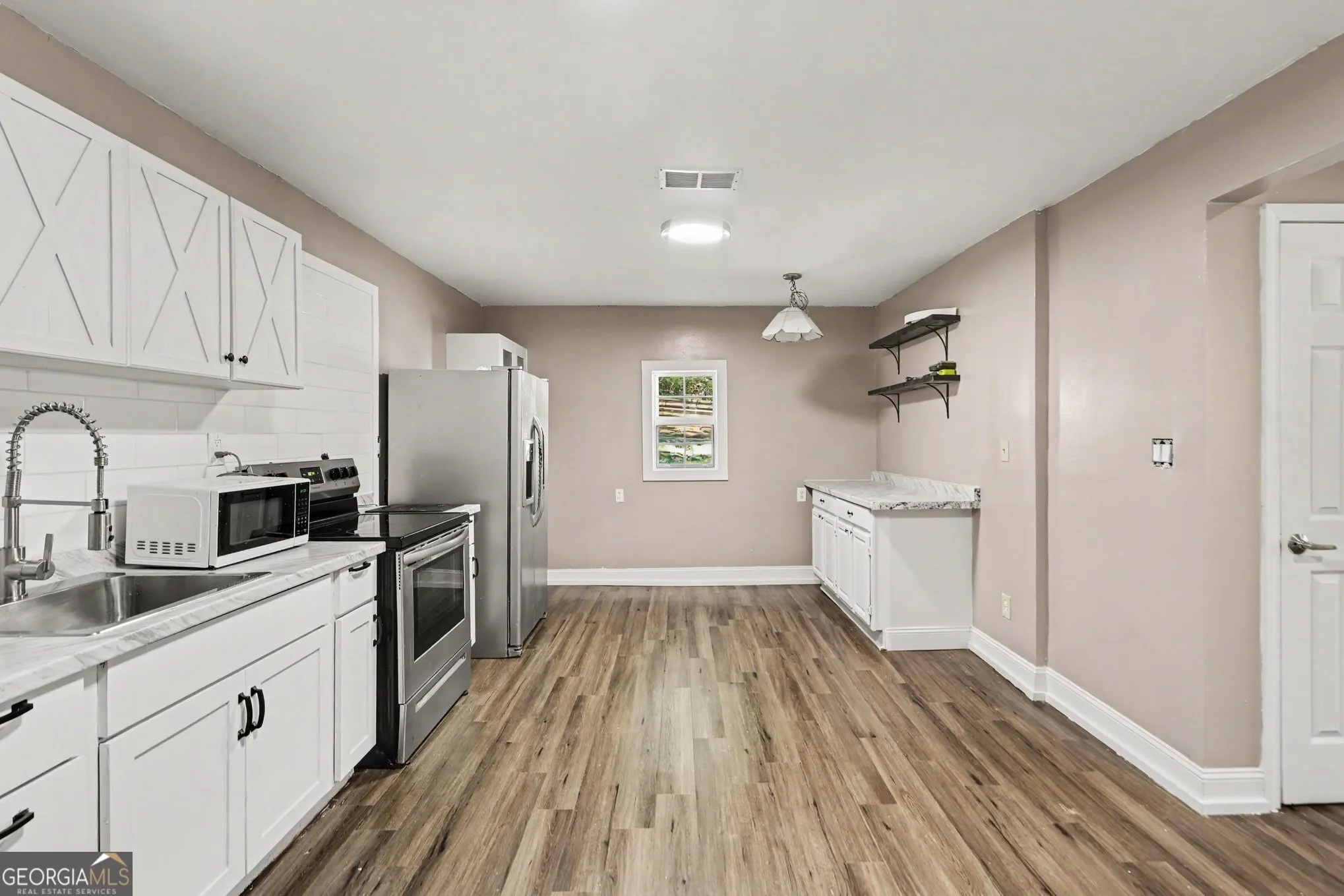 234 E Memorial Dr — photo 29 of 31