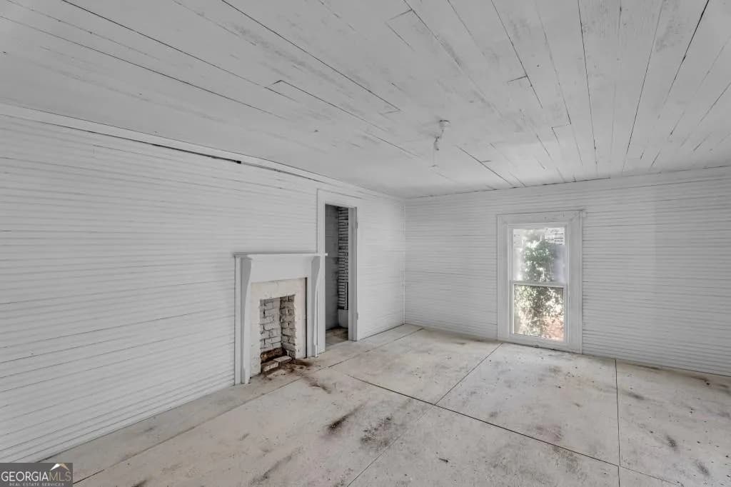 119 E Johnson St — photo 39 of 39