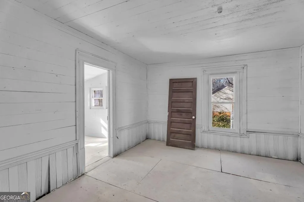 119 E Johnson St — photo 20 of 39
