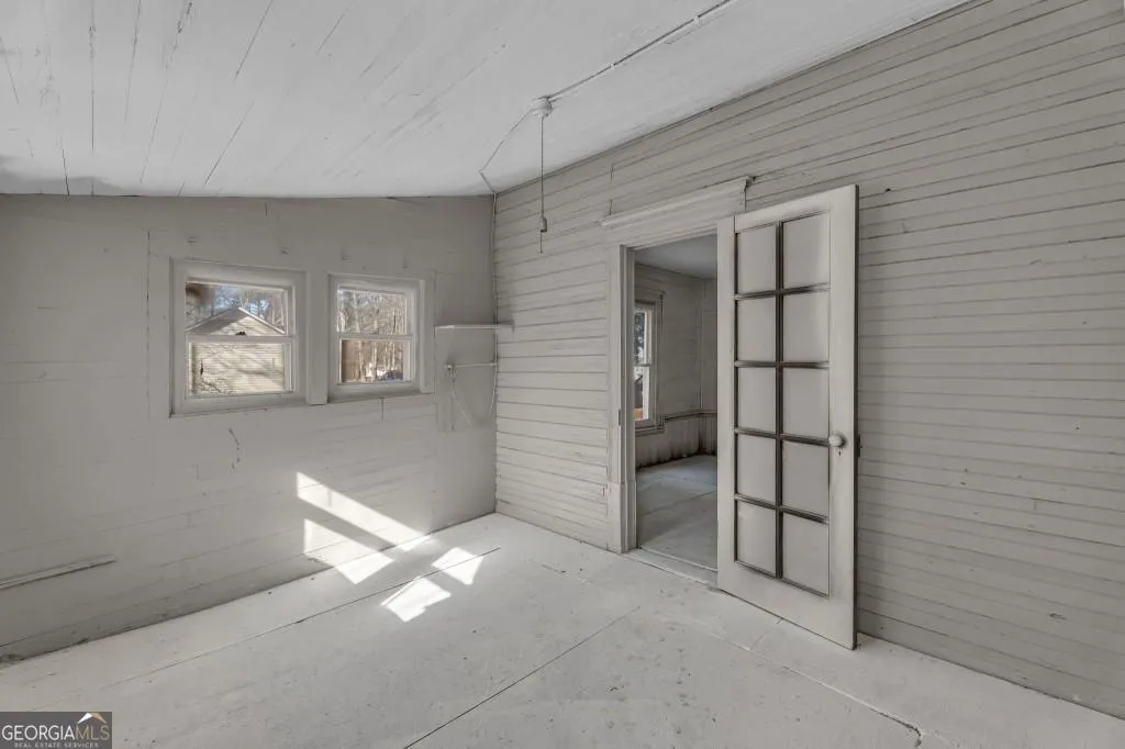 119 E Johnson St — photo 12 of 39