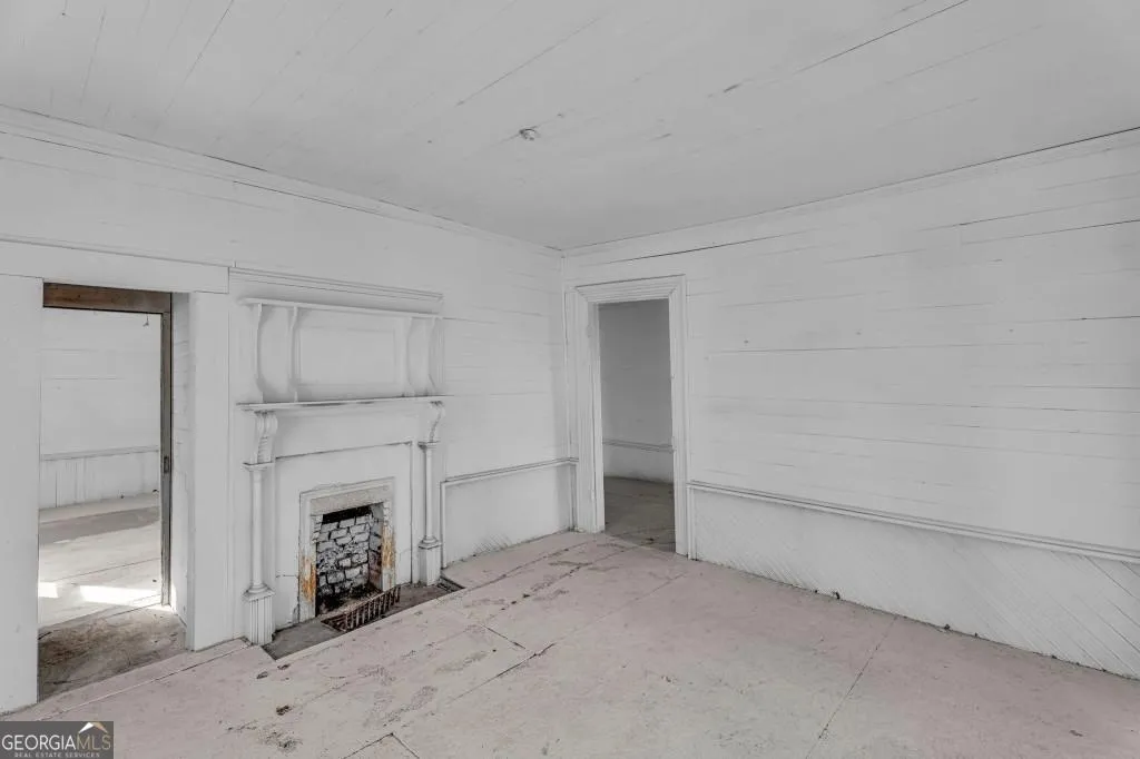 119 E Johnson St — photo 26 of 39