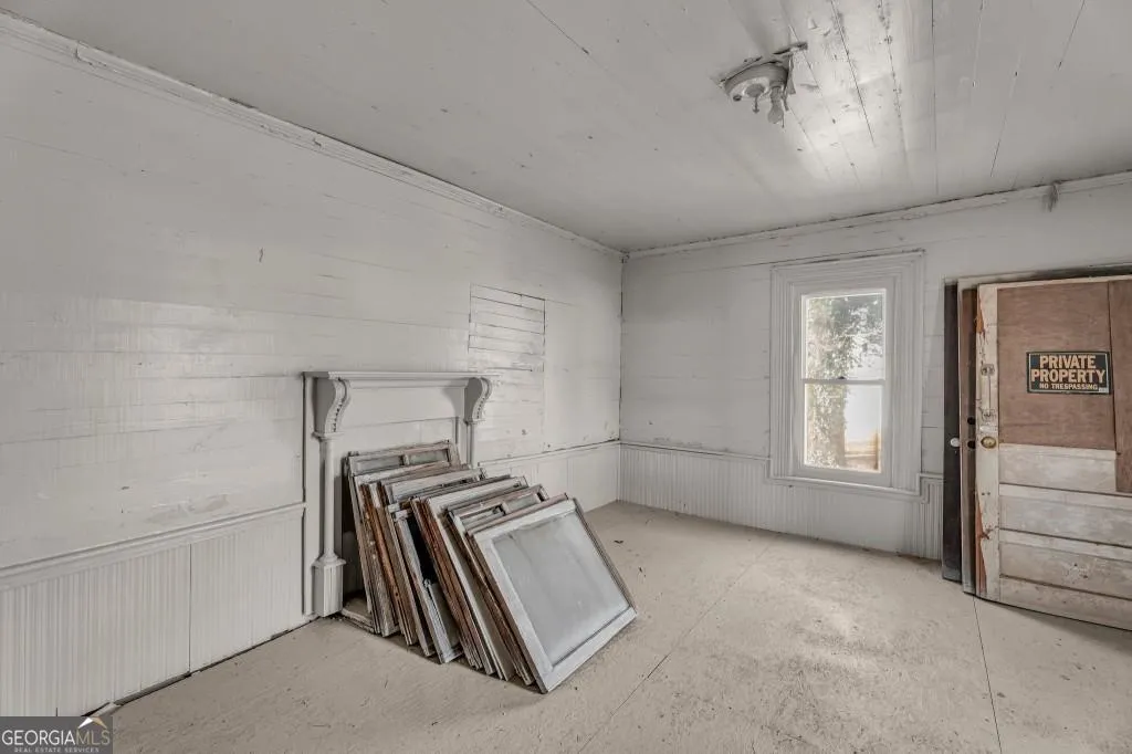 119 E Johnson St — photo 25 of 39