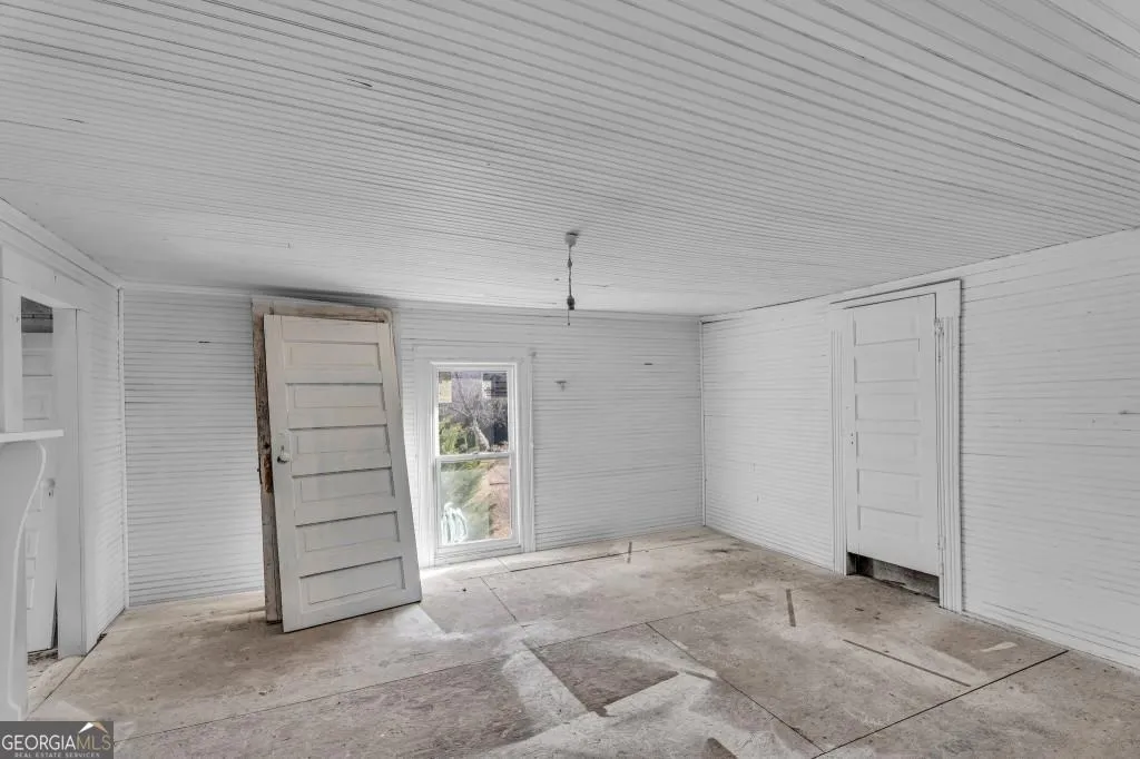 119 E Johnson St — photo 6 of 39