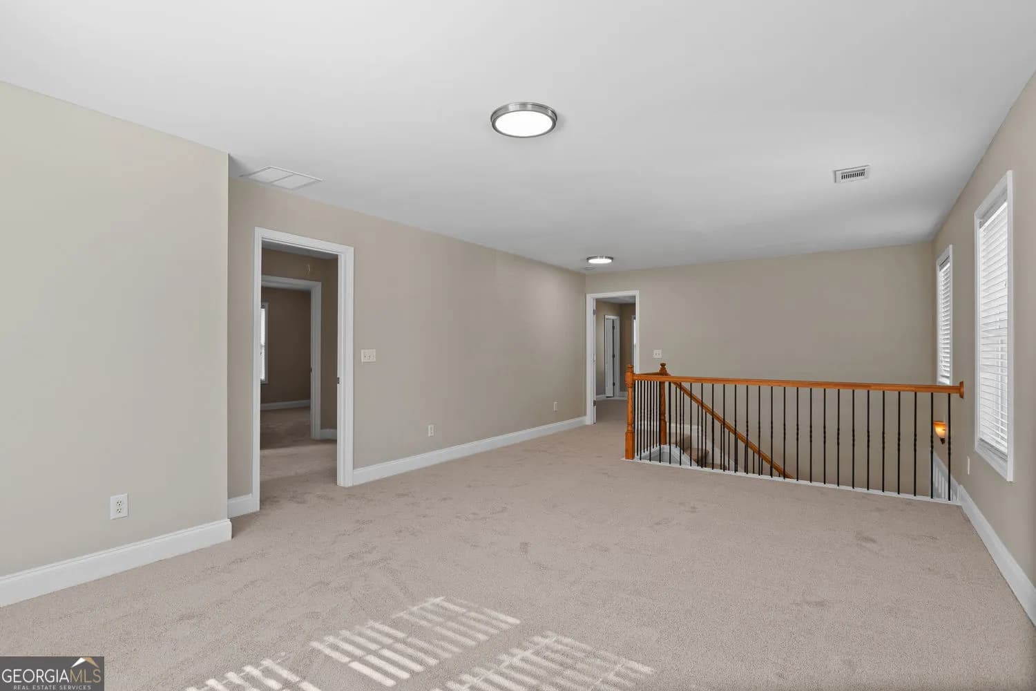 375 Parkmont Way — photo 14 of 33