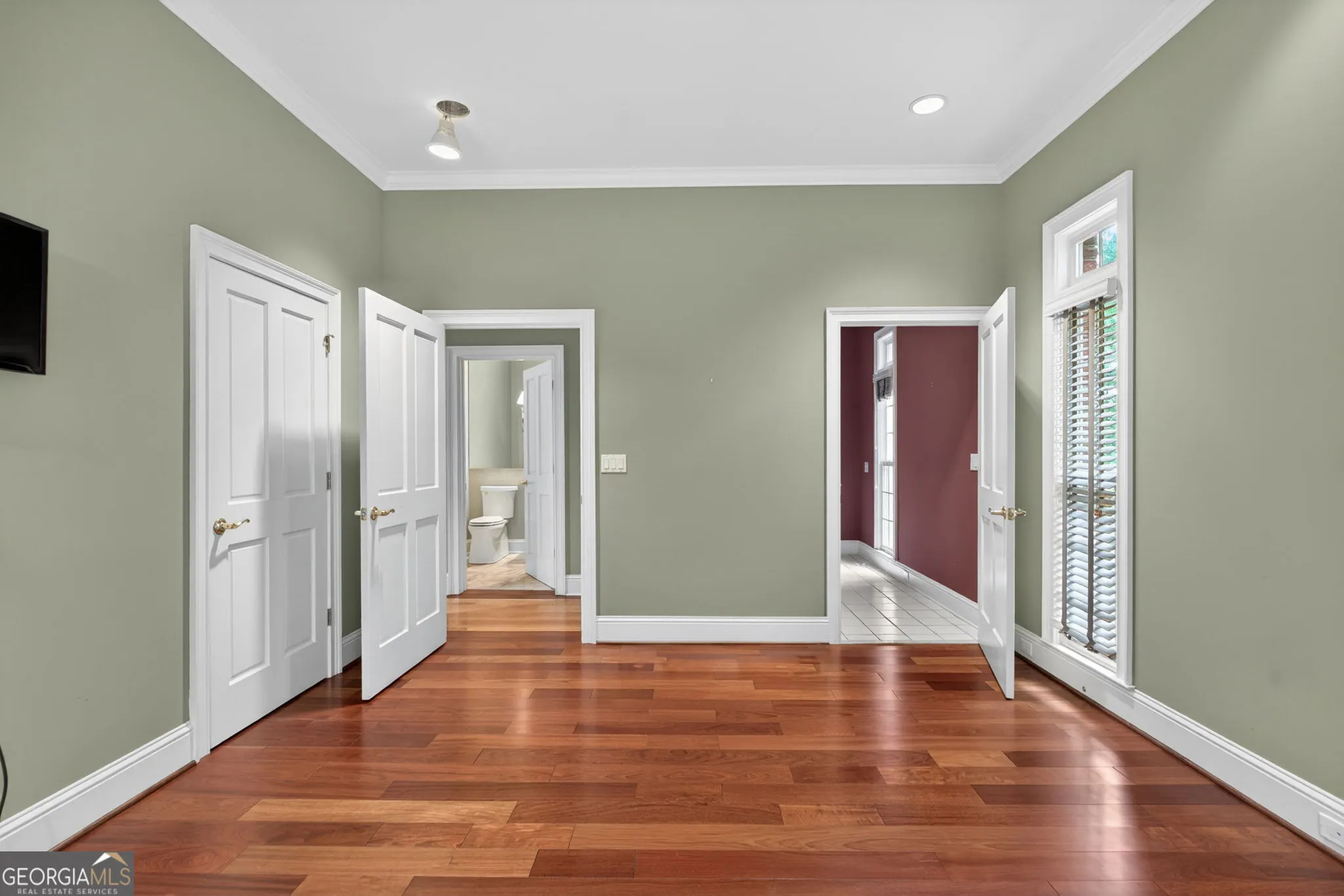 110 Greystone Dr — photo 23 of 40