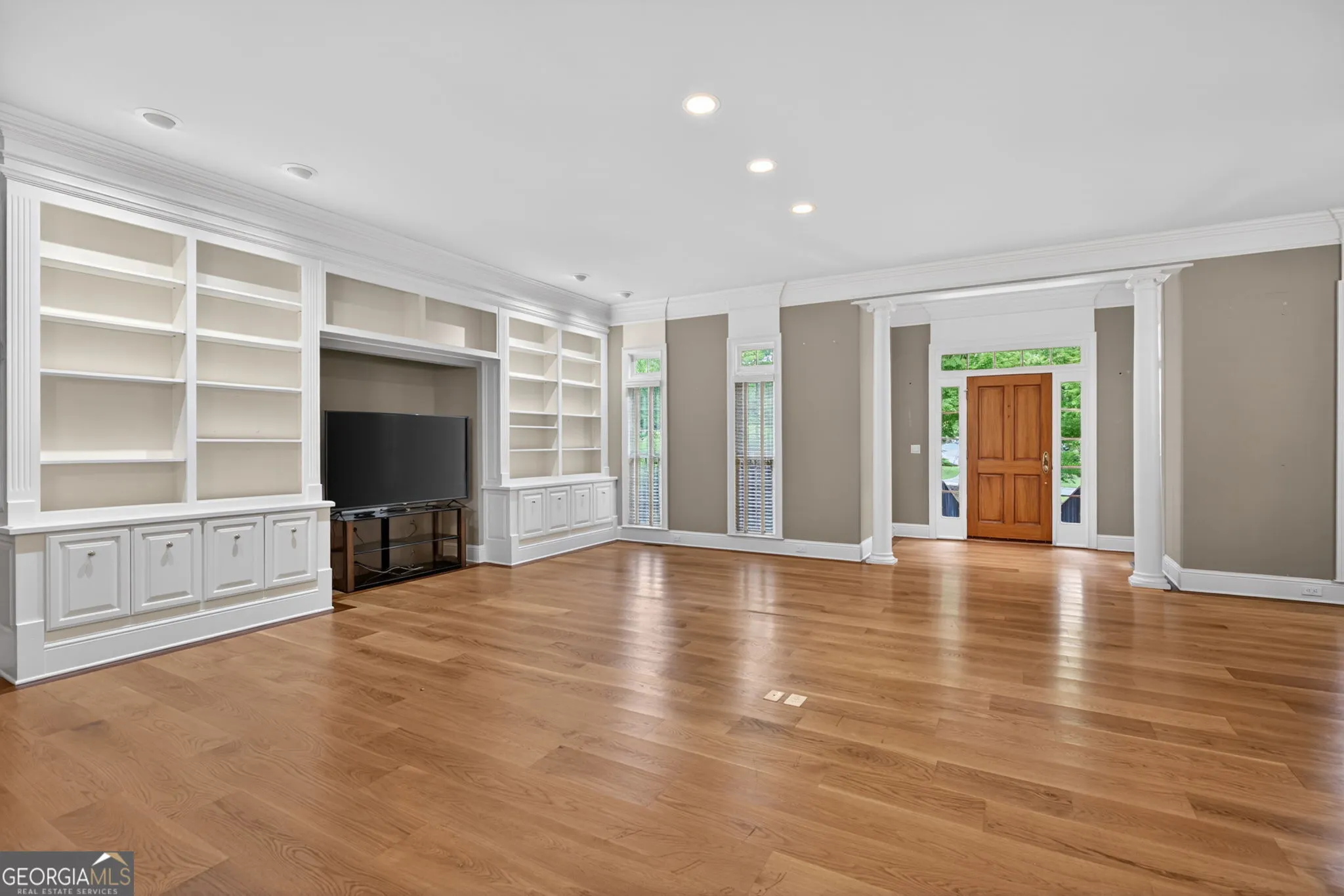 110 Greystone Dr — photo 40 of 40