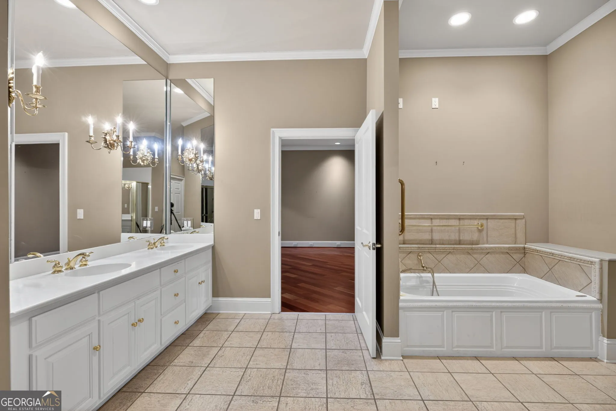 110 Greystone Dr — photo 21 of 40